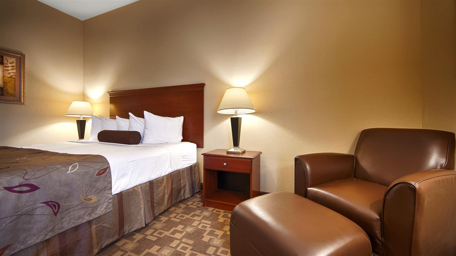 Opp Hotels Best Western Inn In Guest Rooms Rates