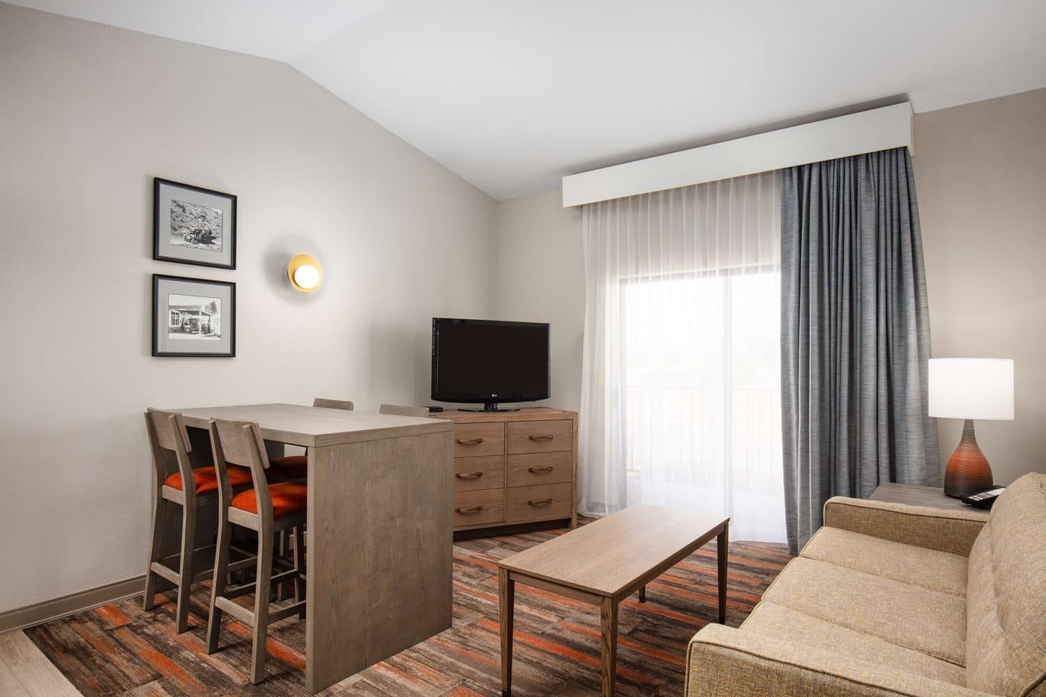 Hotel in Kingman | Best Western Plus King&rsquo;s Inn &amp; Suites