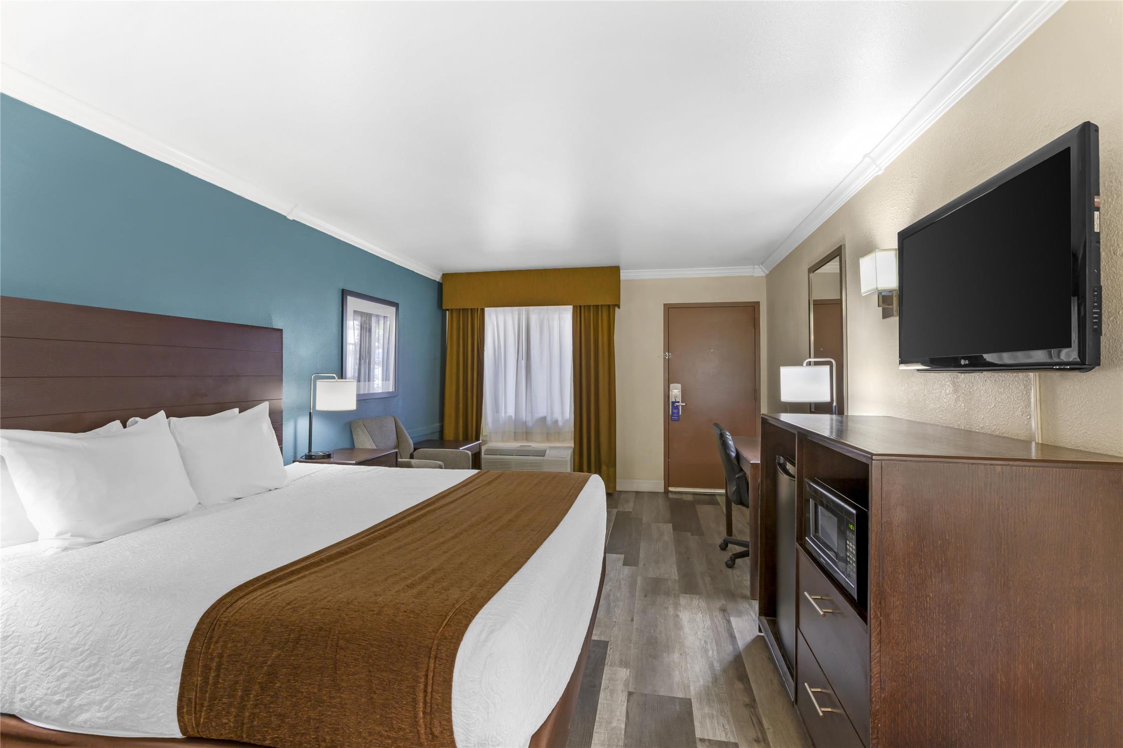 Ver Sam y Cat, Temporada 1 online | SkyShowtime España, image size:2250x1500