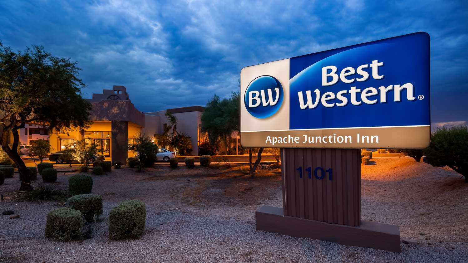 Hotels In Apache Junction Az Best Western Apache Trail