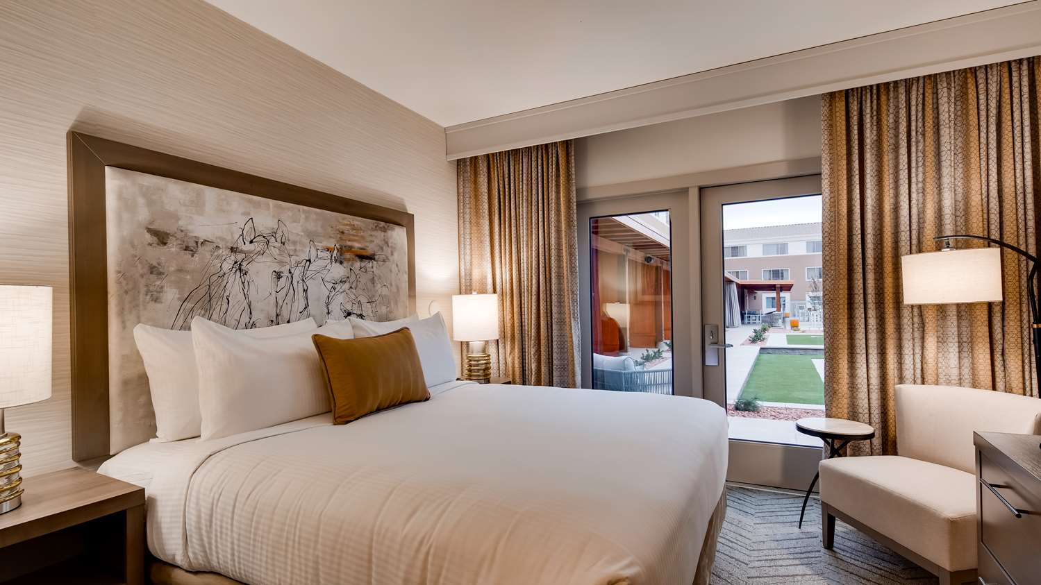 Aidan Scottsdale Aiden by Best Western @ Scottsdale North | Hotel Rooms