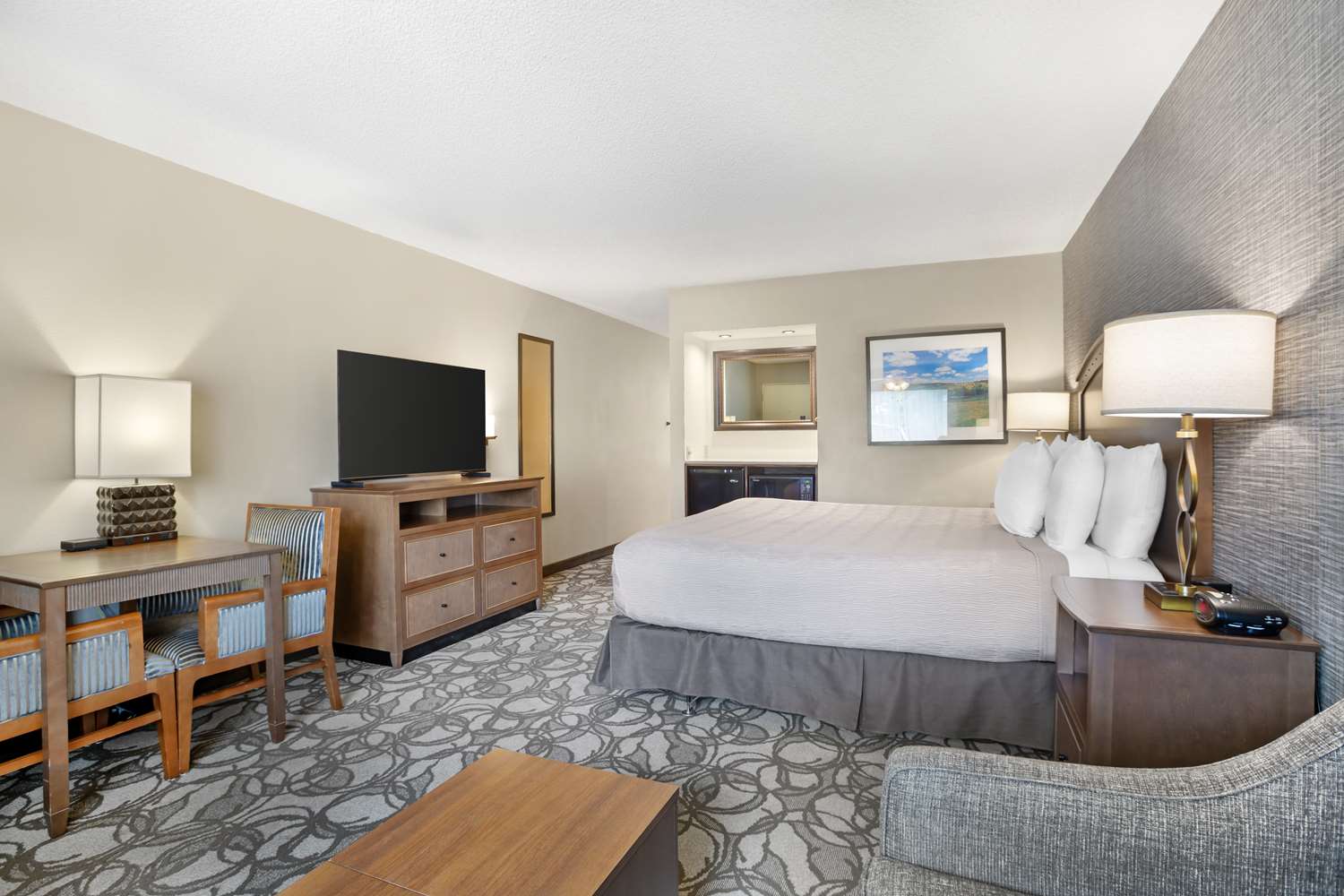 Sew in the Bay - Queen Suite - Shared Occupancy (2 Beds) - March 9th - 13th, 2025 Sew in the Bay - Queen Suite - Shared Occupancy (2 Beds) - March 9th - 13th, 2025