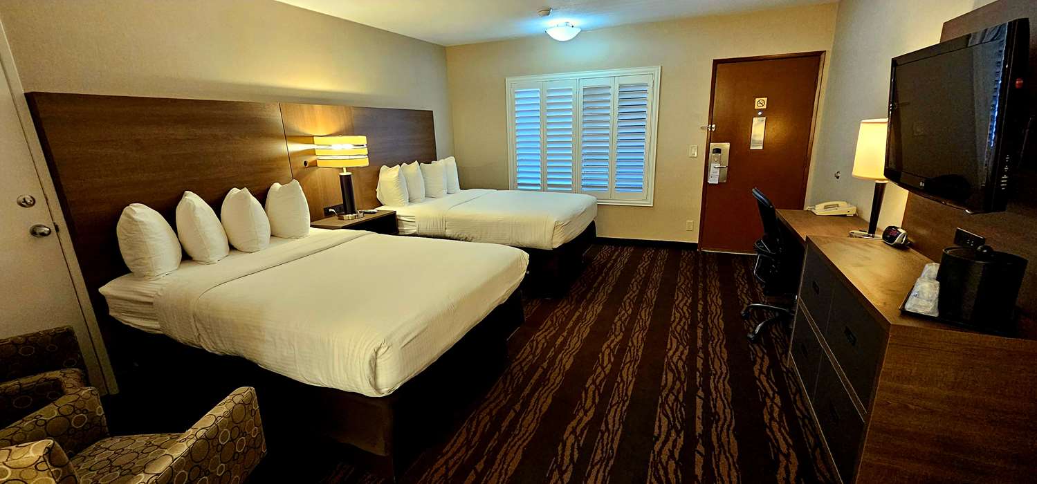 Hotel in Anaheim  Best Western Plus Stovall's Inn