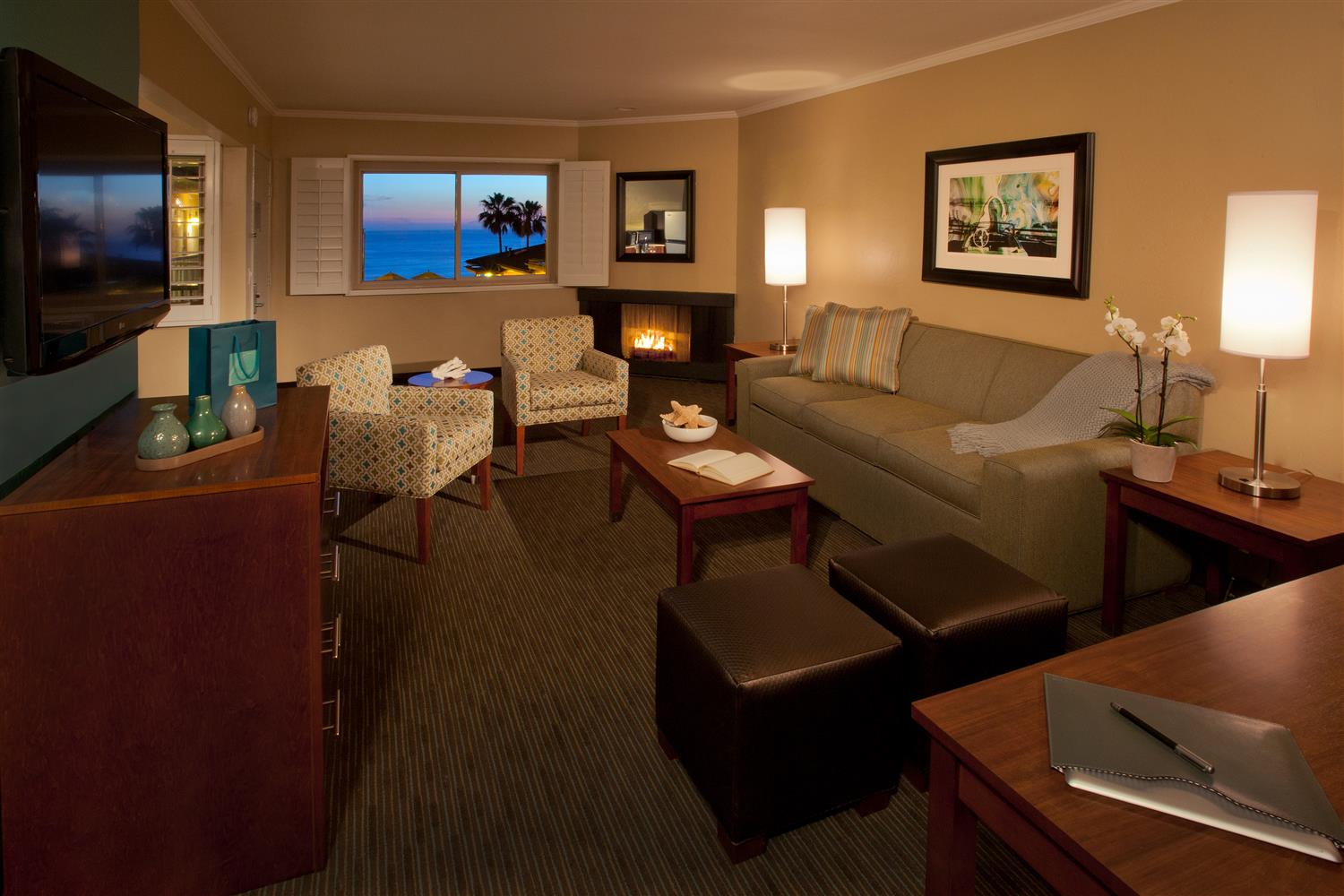 Best Western Plus Beach View Lodge | Hotel Rooms