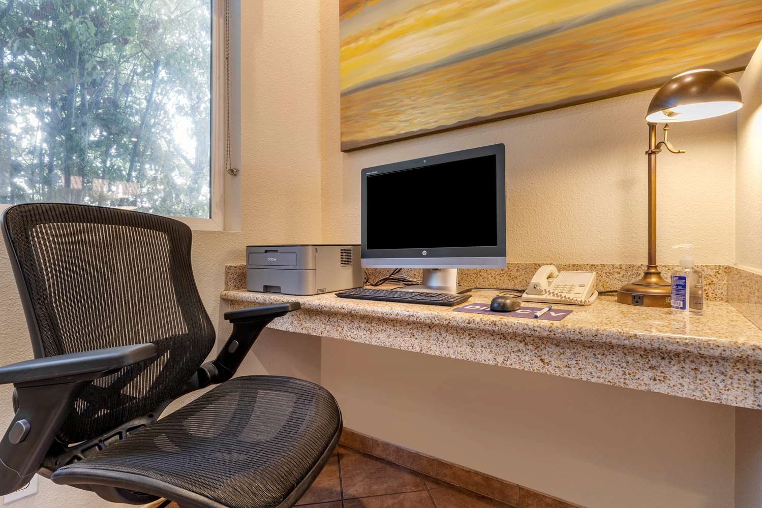 Claraprice office