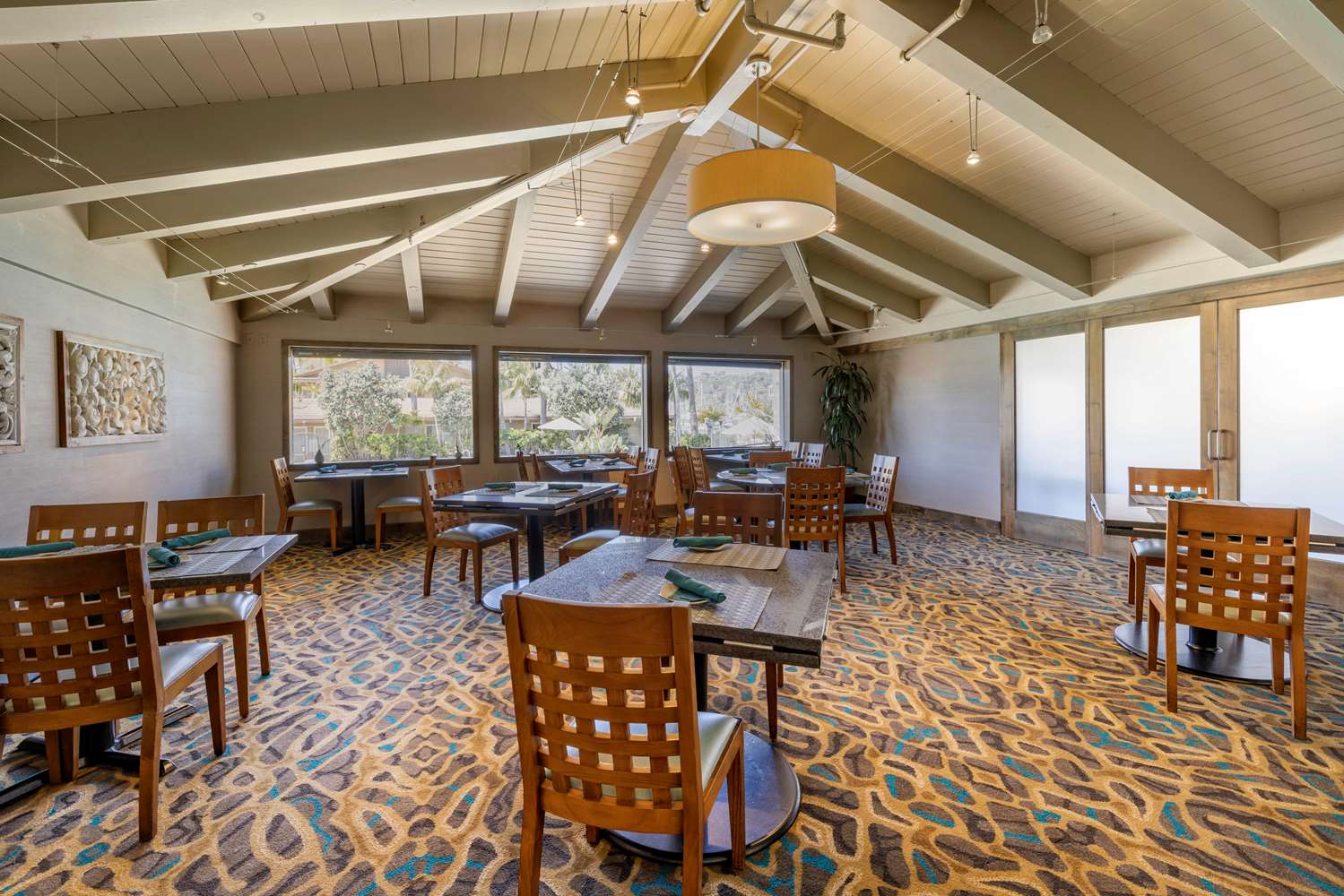 The Endless Summer” Director Bruce Brown's Midcentury Home Lists