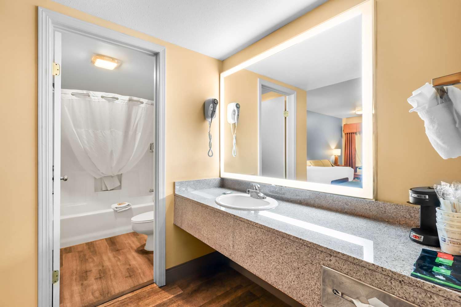 Hotel in Twentynine Palms | SureStay Plus by Best Western 
