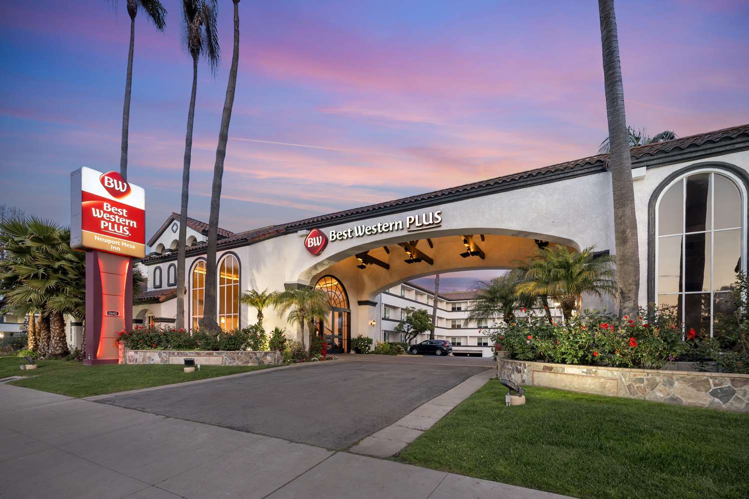 Hotel in Costa Mesa Best Western Plus Newport Mesa Inn