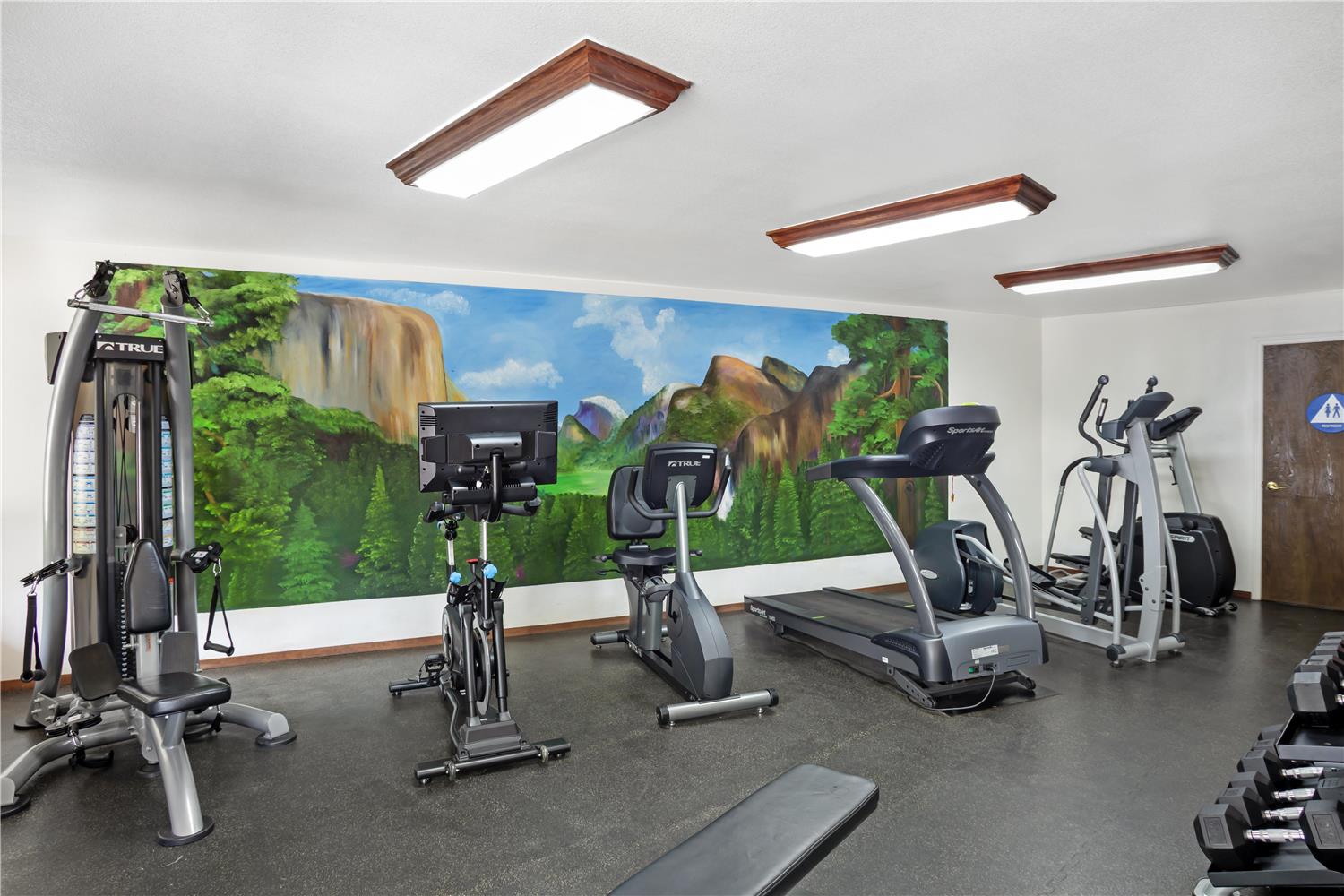 Hotel in Oakhurst Best Western Plus Yosemite Gateway Inn