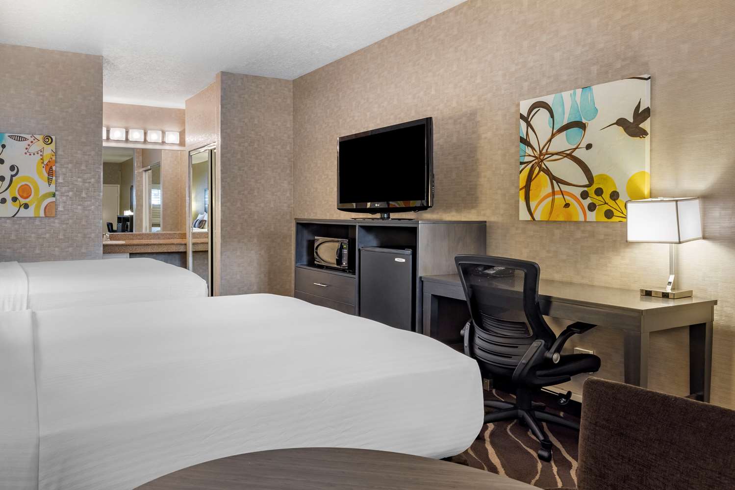 Hotel in Anaheim  Best Western Plus Park Place Inn - Mini Suites