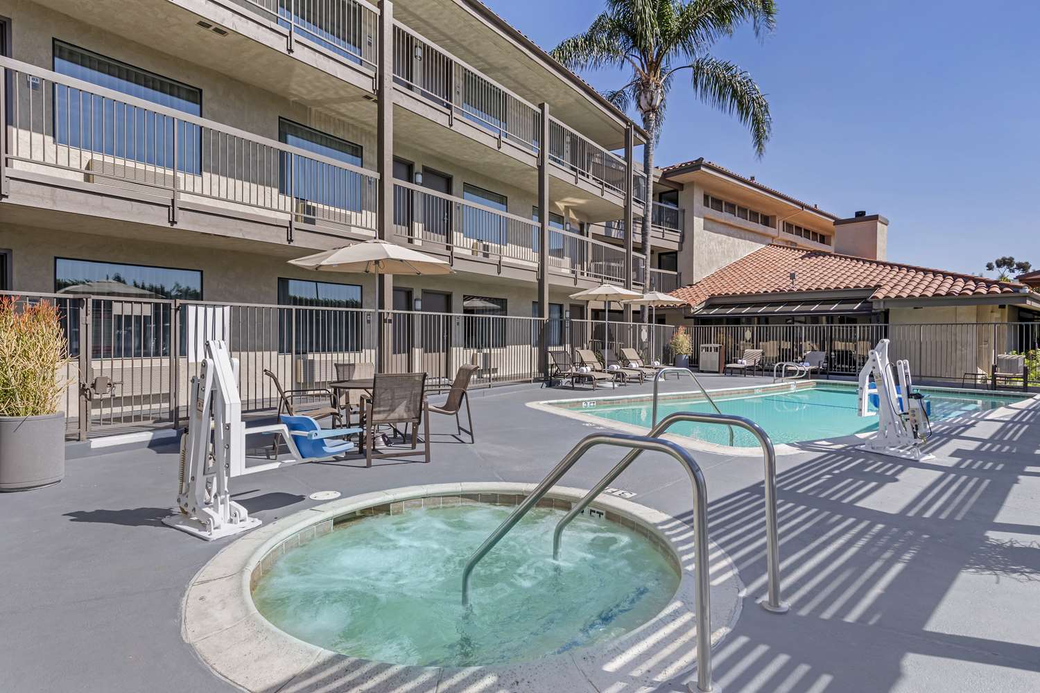 Hotel in Rowland Heights | Best Western Plus Executive Inn