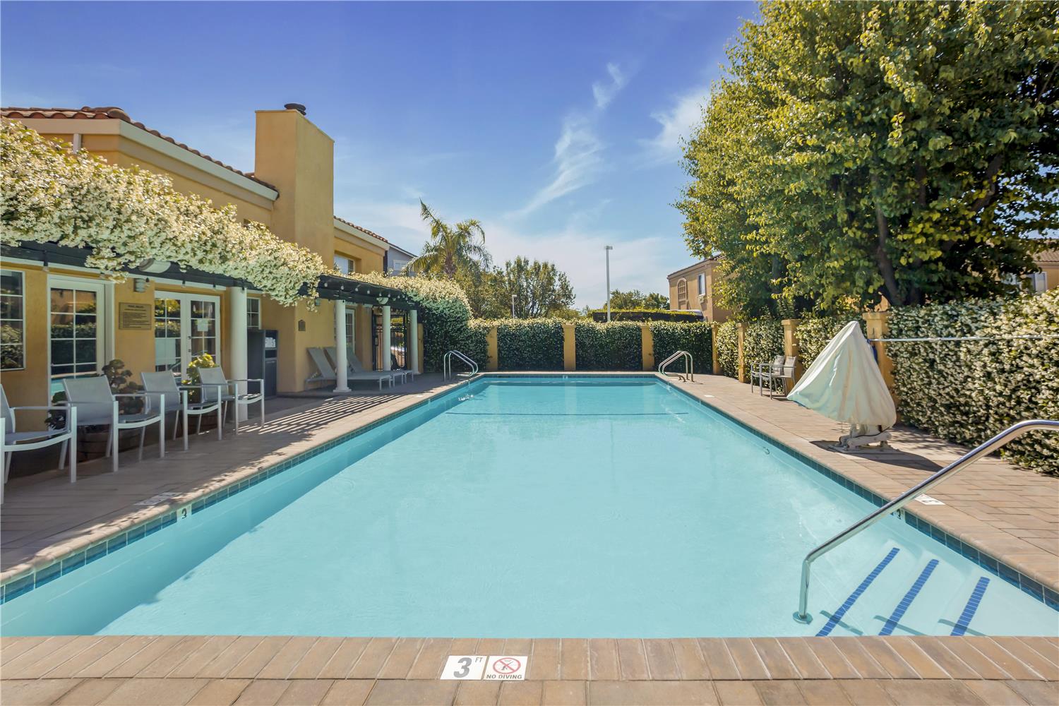 Hotel in Dixon | Best Western Plus Dixon Davis