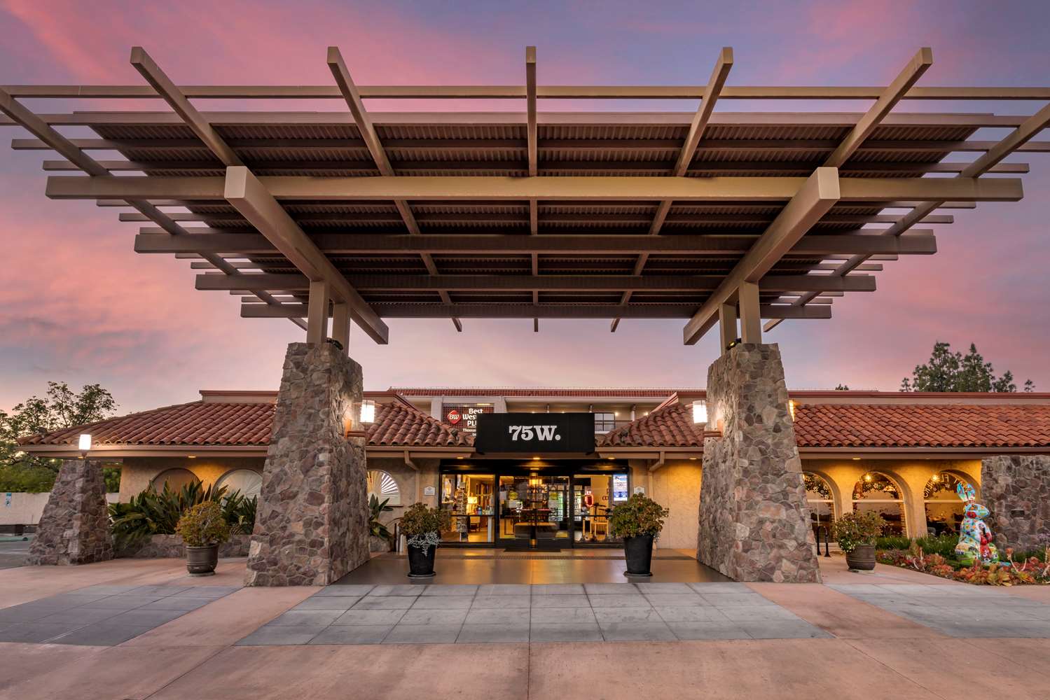 Hotel in Thousand Oaks | Best Western Plus Thousand Oaks Inn