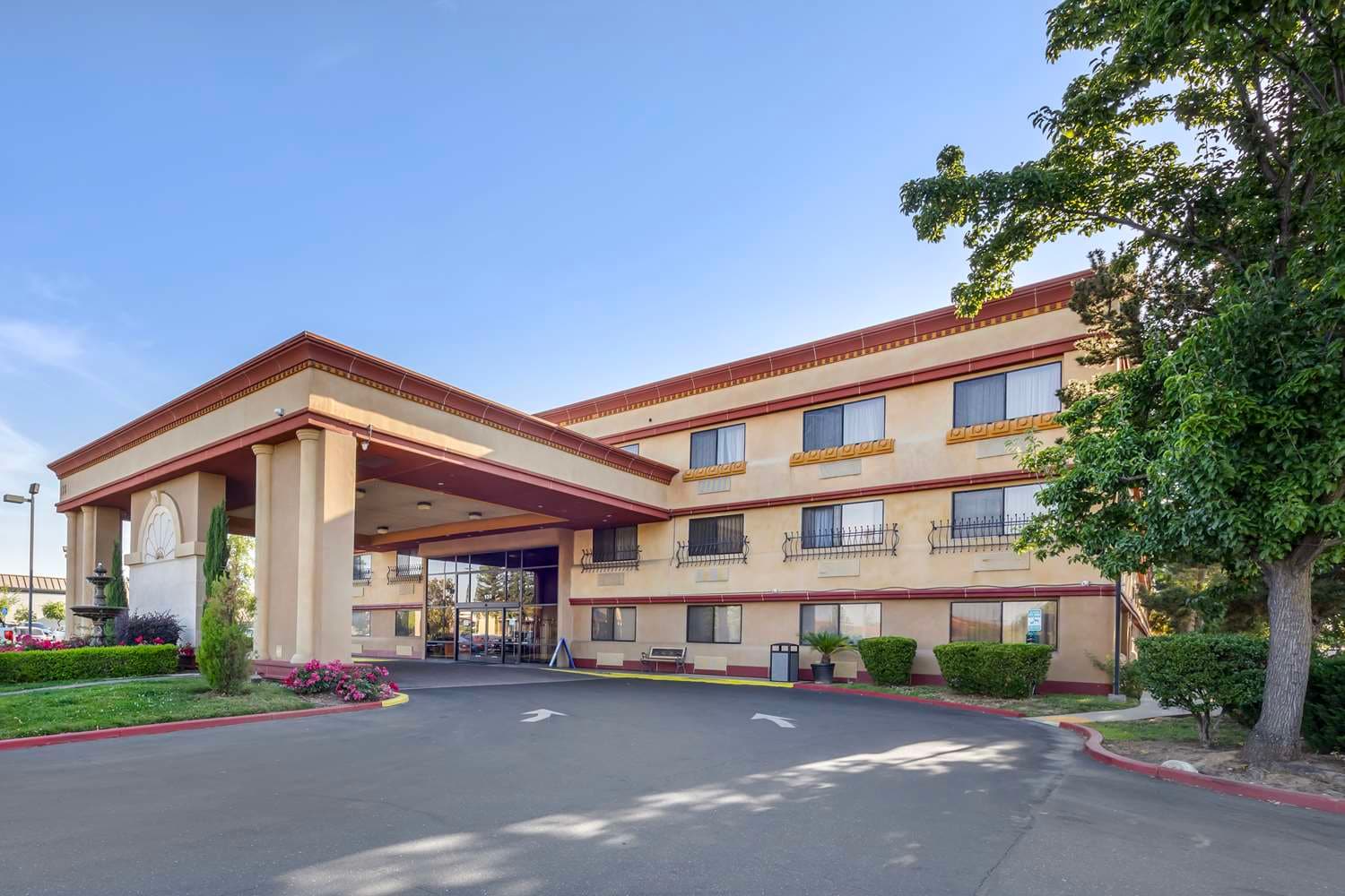 Hotel in Roseville | Best Western Plus Orchid Hotel & Suites