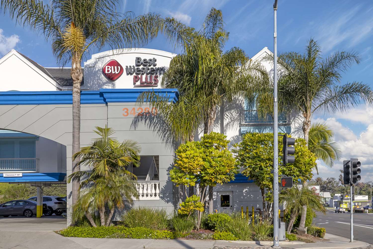 Hotel in Dana Point Best Western Plus Marina Shores Hotel