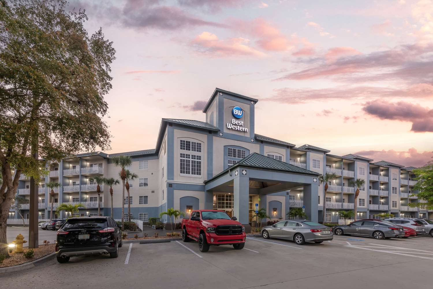 Hotel in Naples | Best Western Naples Plaza Hotel