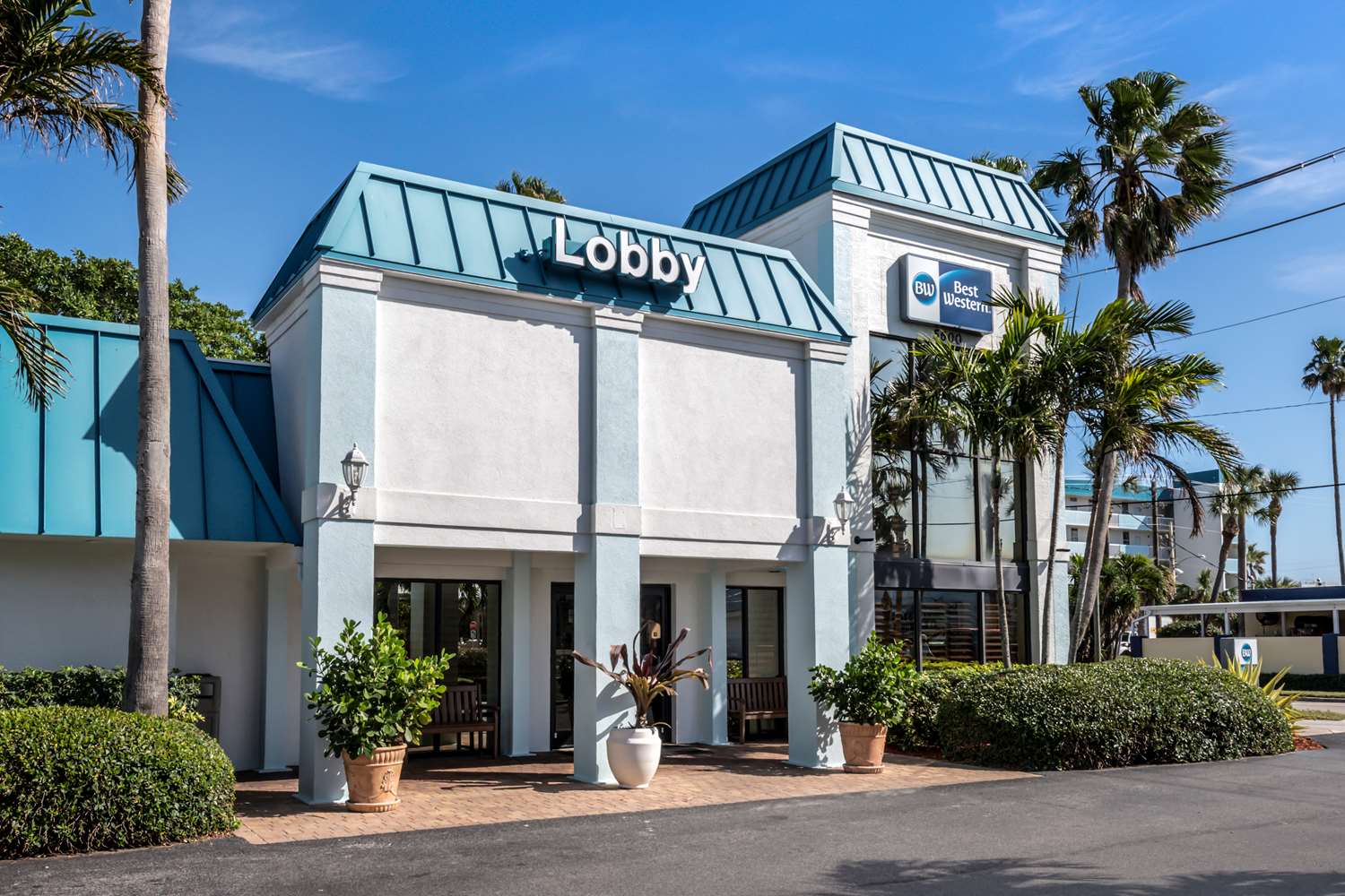 Hotel in Cocoa Beach  Best Western Cocoa Beach Hotel & Suites