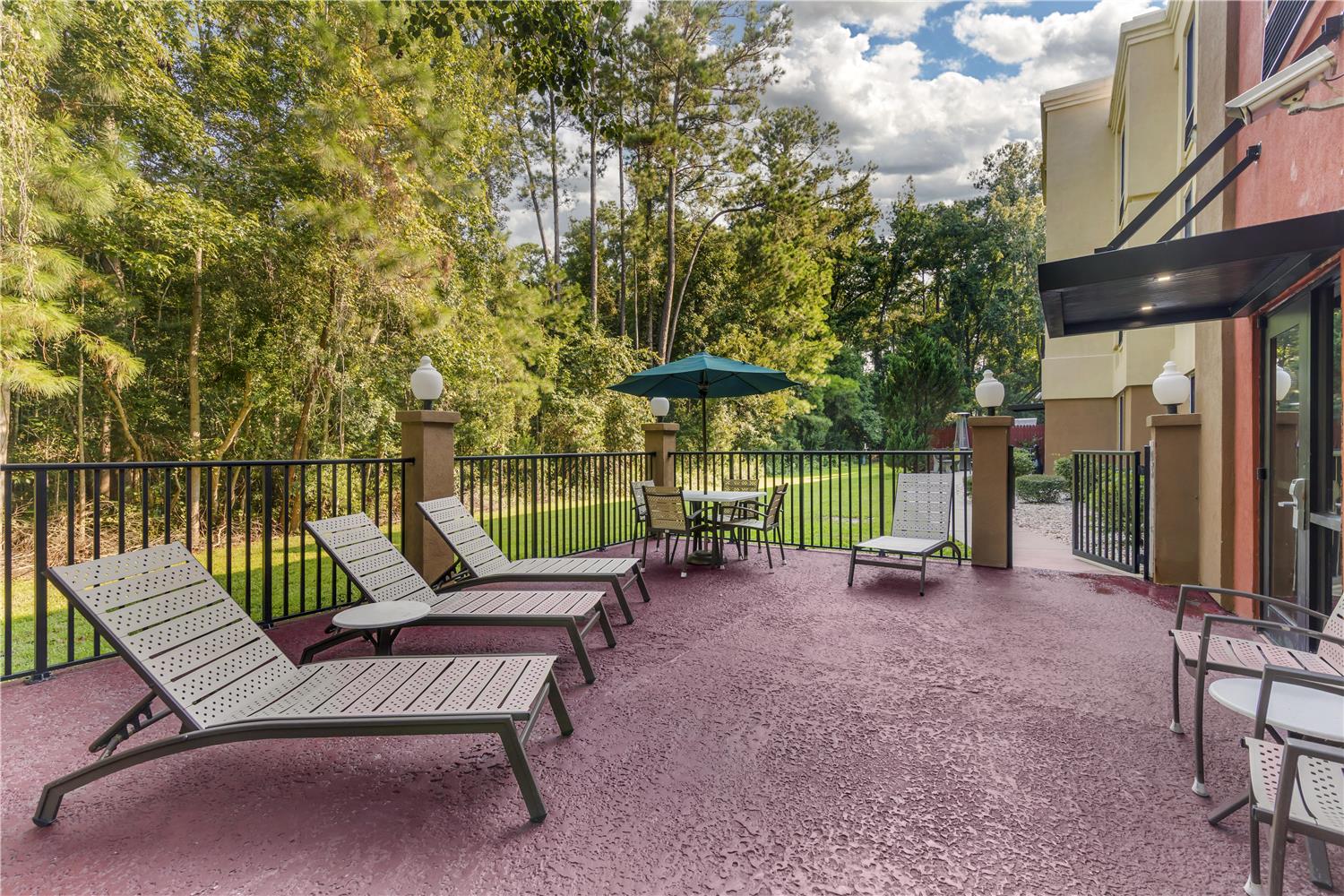 Hotel in Richmond Hill Best Western Plus Richmond Hill Inn