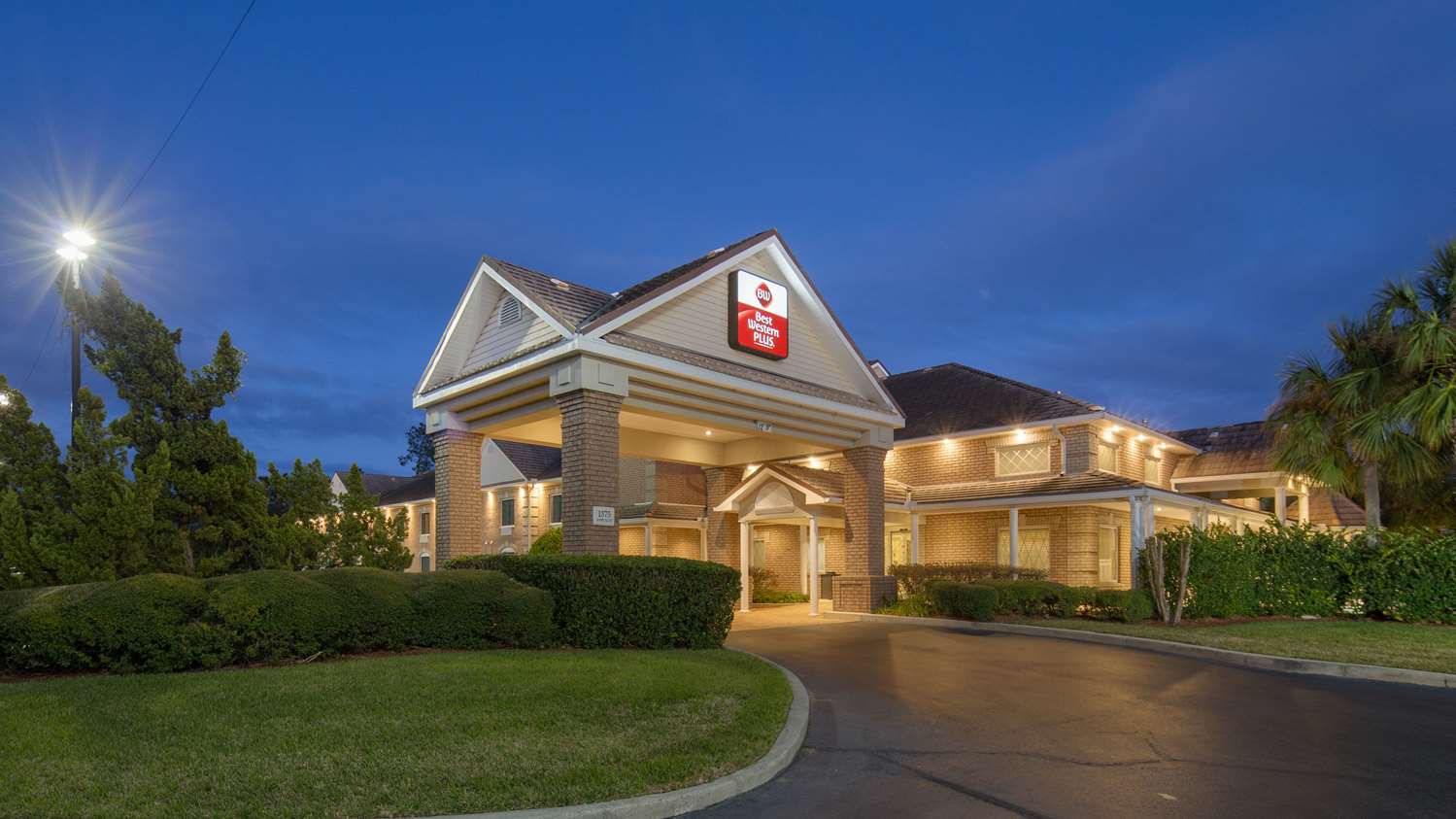 Kingsland Hotels Best Western Plus In