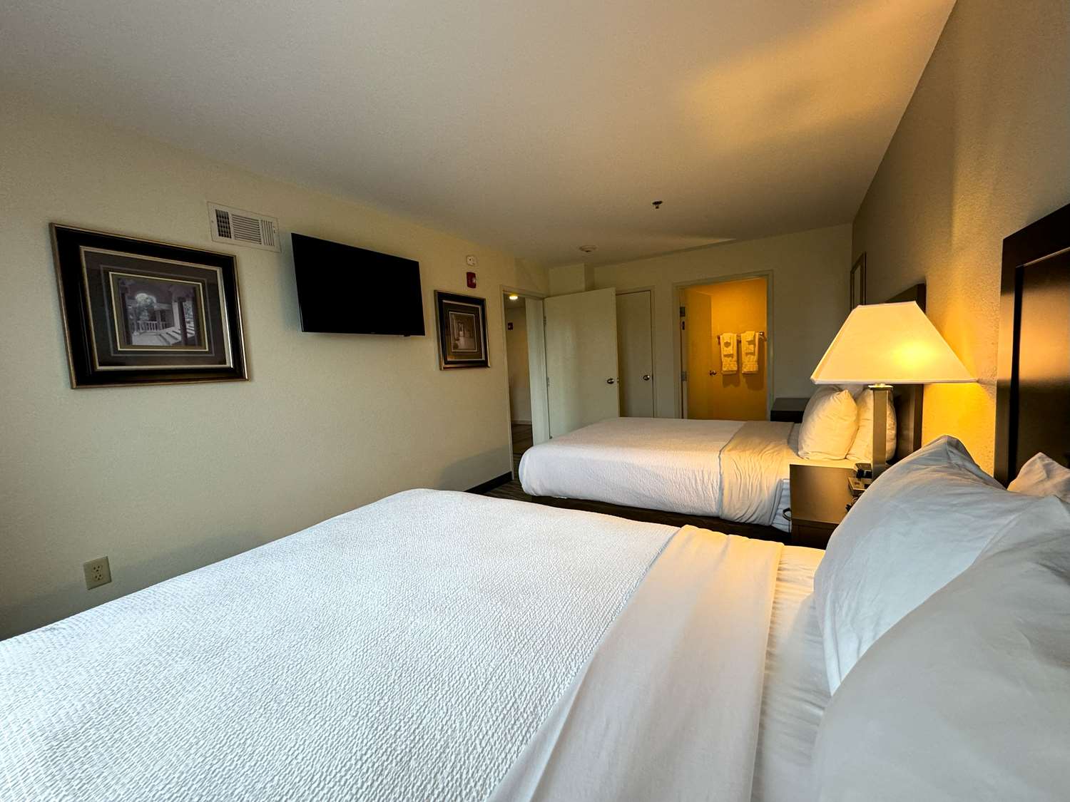 Hotel in Valdosta | Best Western Plus Valdosta Hotel & Suites