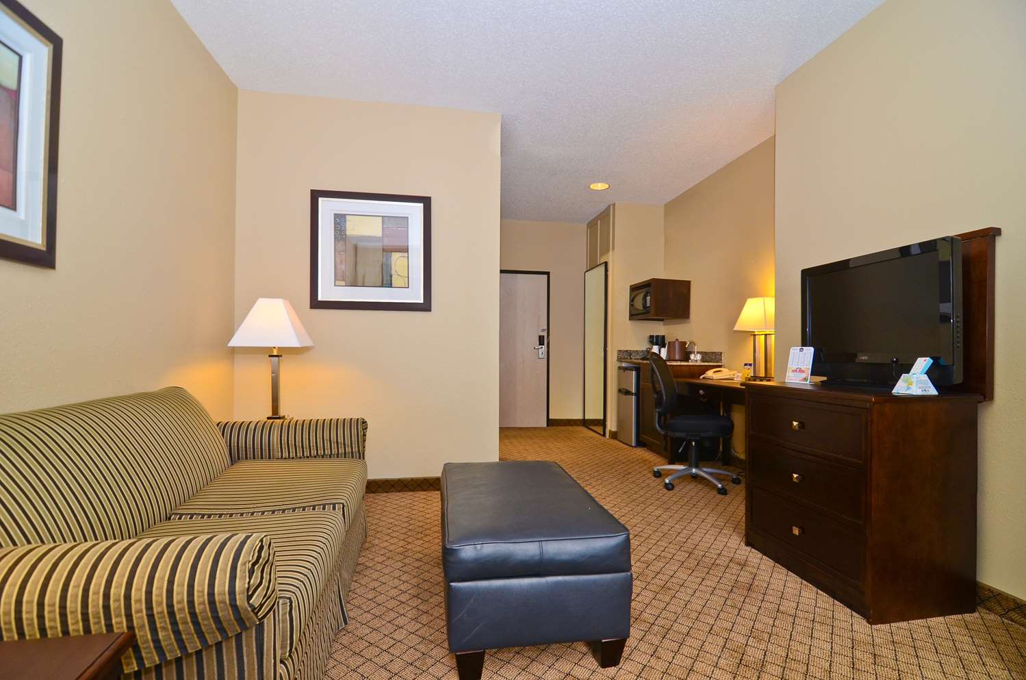 Hotels In Macomb Il Best Western Macomb Inn - 