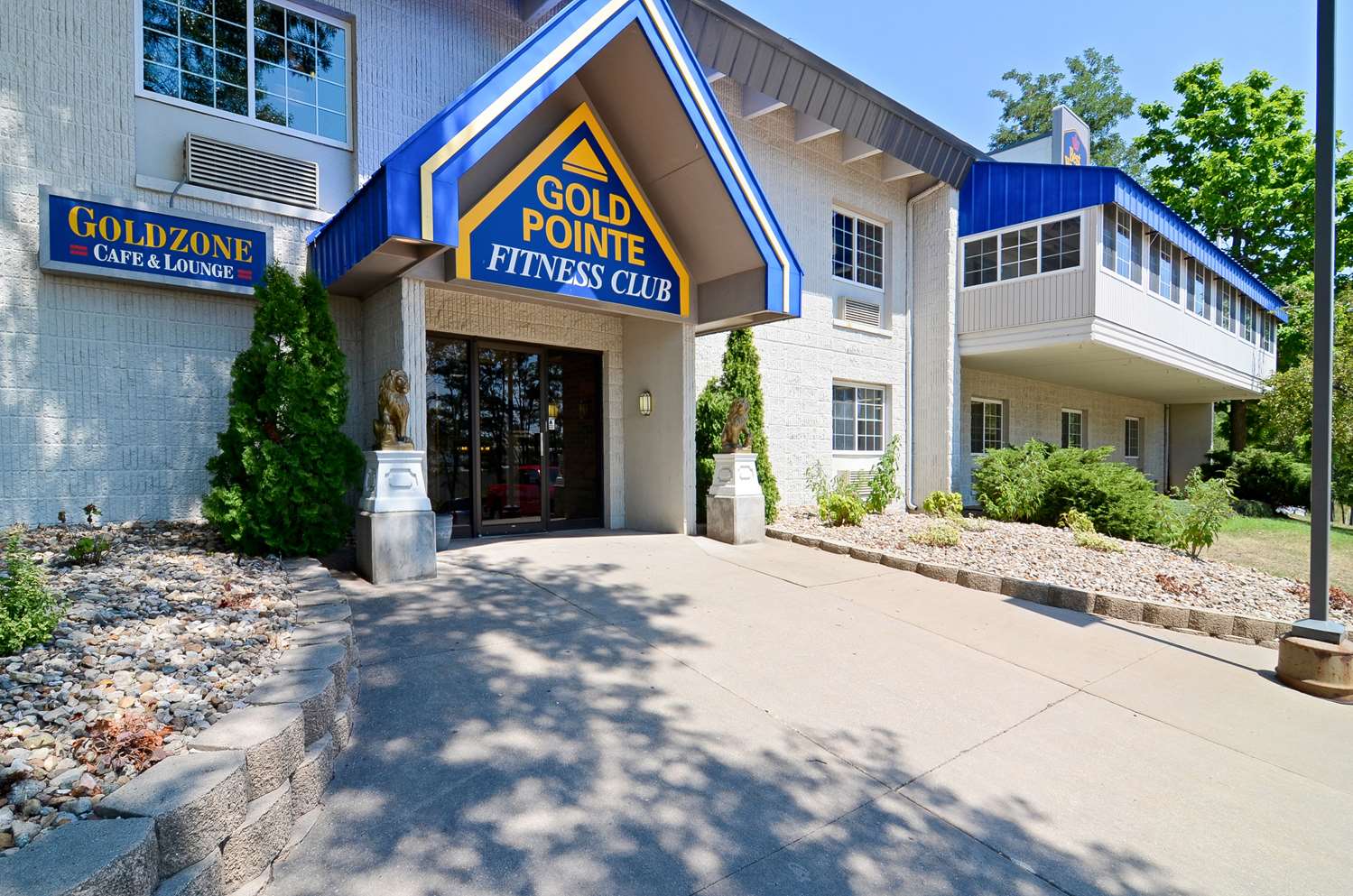 Hotel in Cedar Rapids | Best Western Plus Longbranch Hotel & Convention  Center