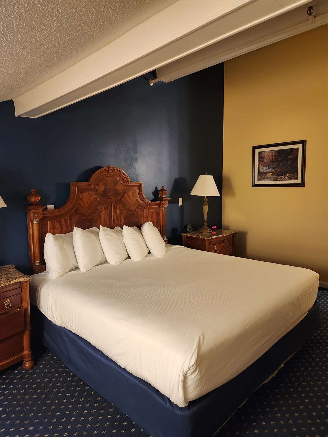 Hotel in Bangor | Best Western White House Inn