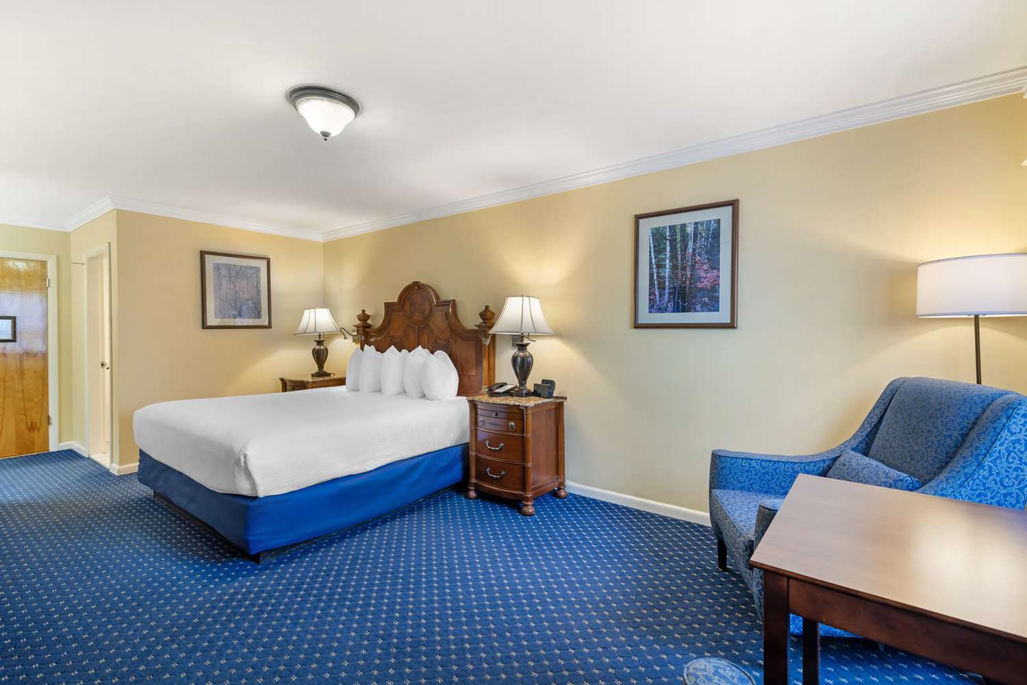 Hotel in Bangor Best Western White House Inn