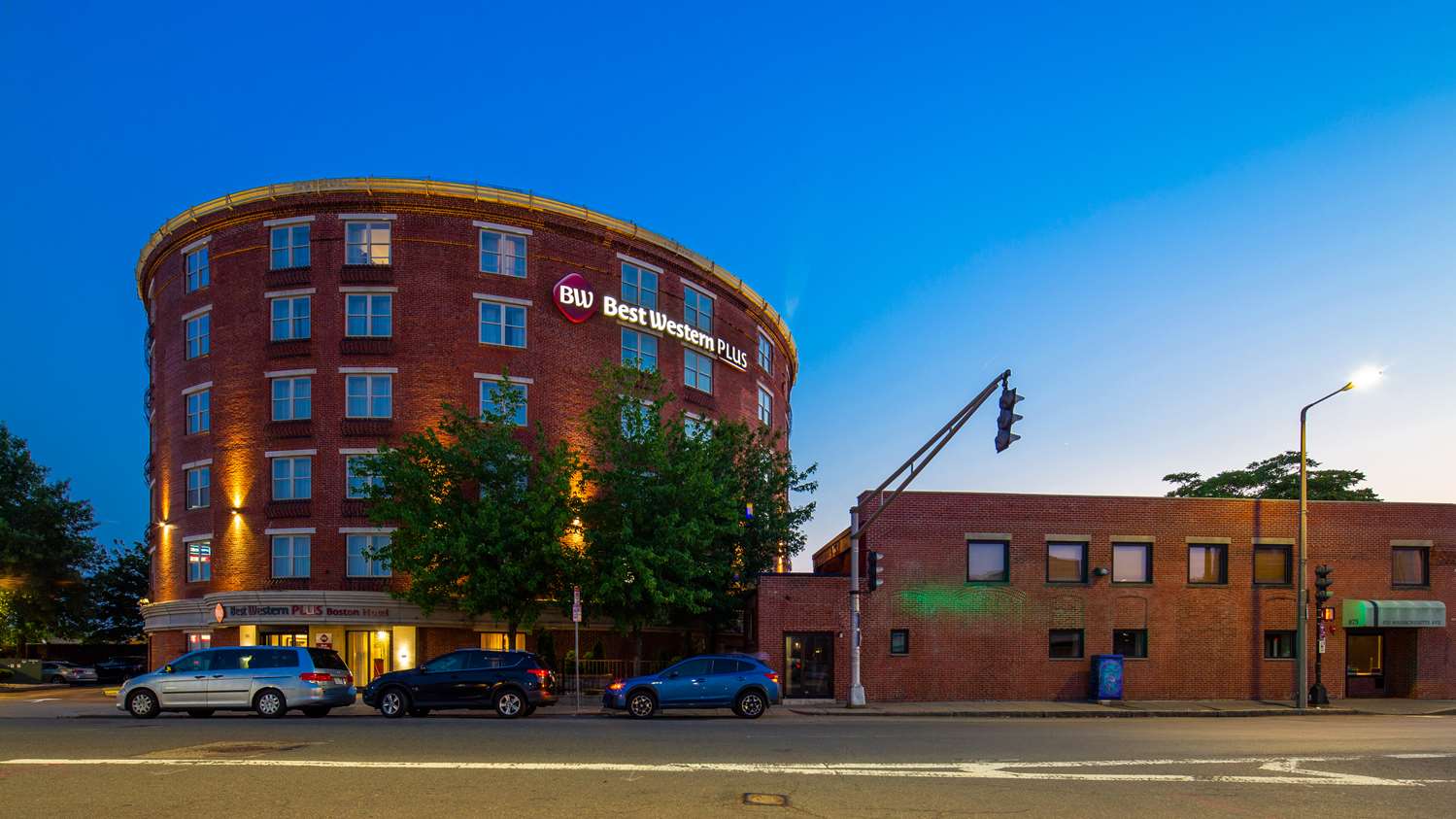 hotel suites near boston university