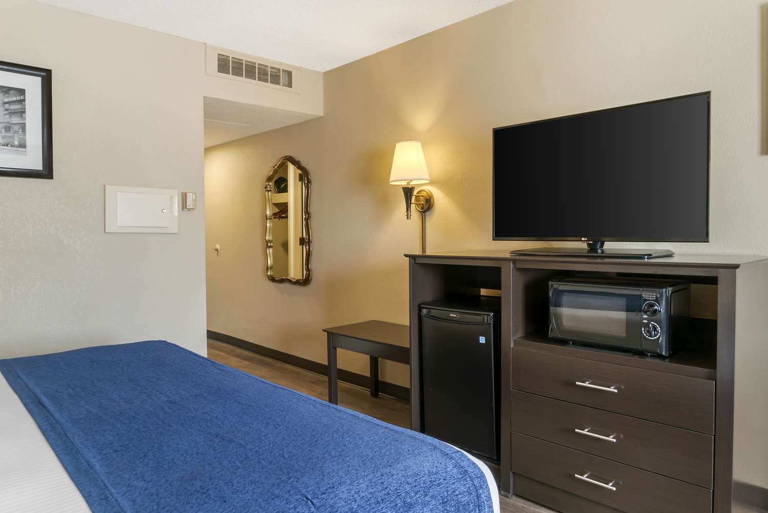 Hotel in Allen Park | Best Western Greenfield Inn