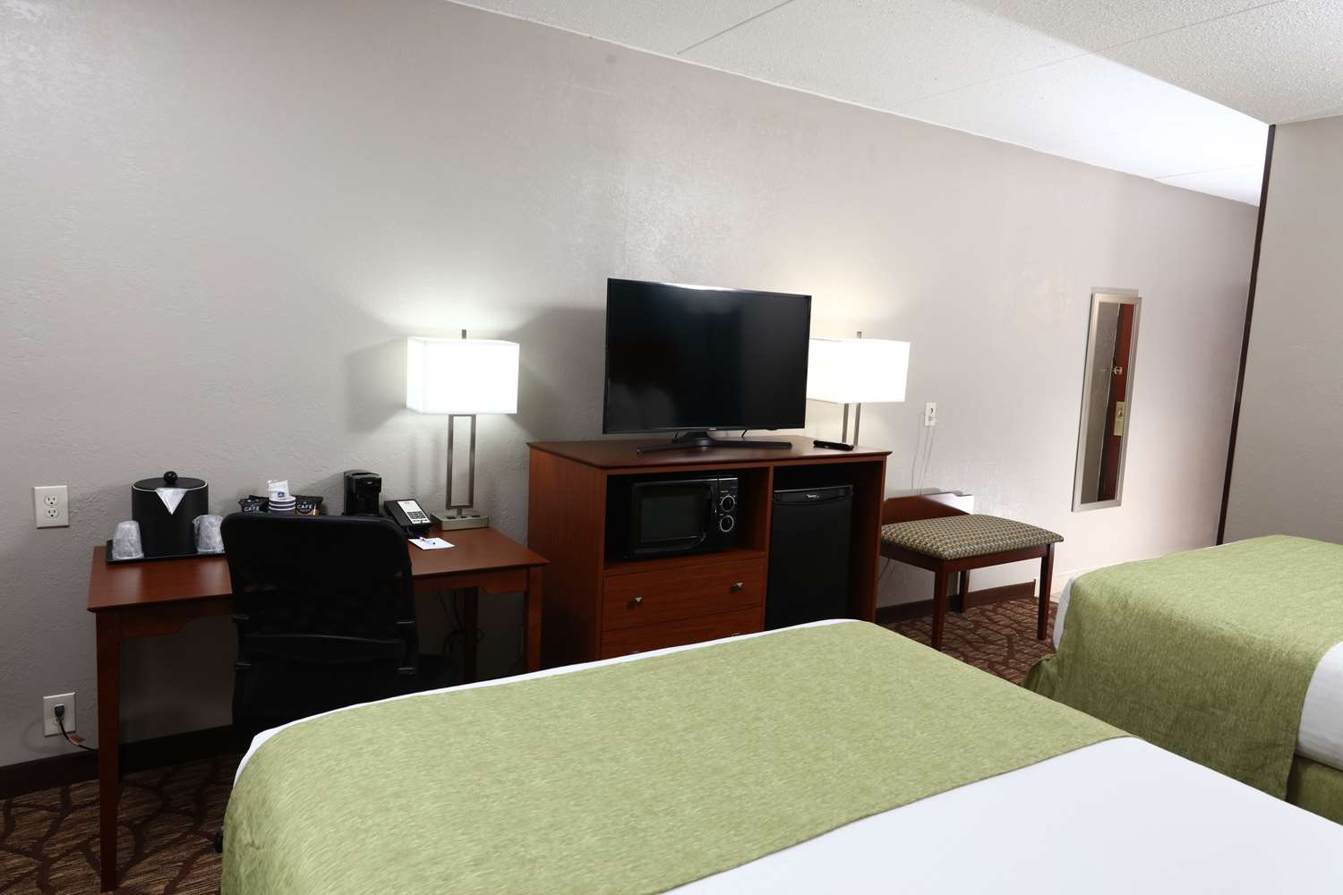 Grand Rapids Mi Hotel Best Western Hospitality Hotel