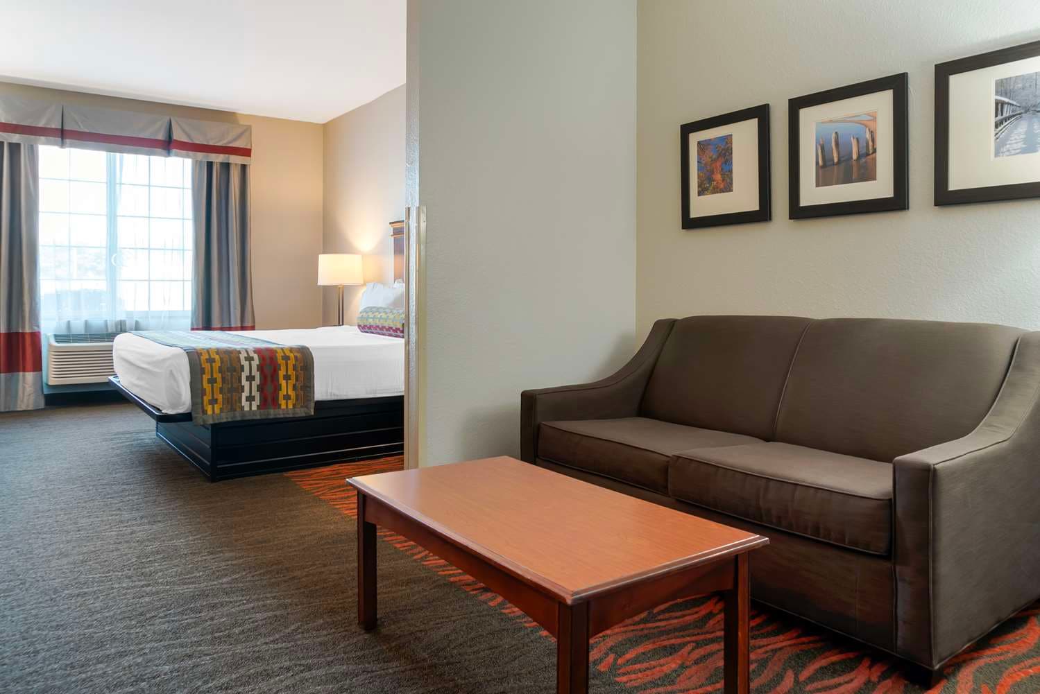 Hotel in Wyoming | Best Western Executive Inn & Suites