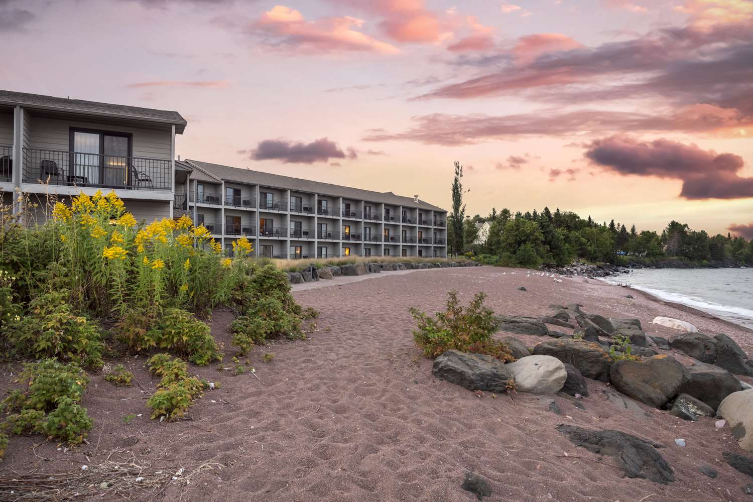 Hotel in Grand Marais Best Western Plus Superior Inn
