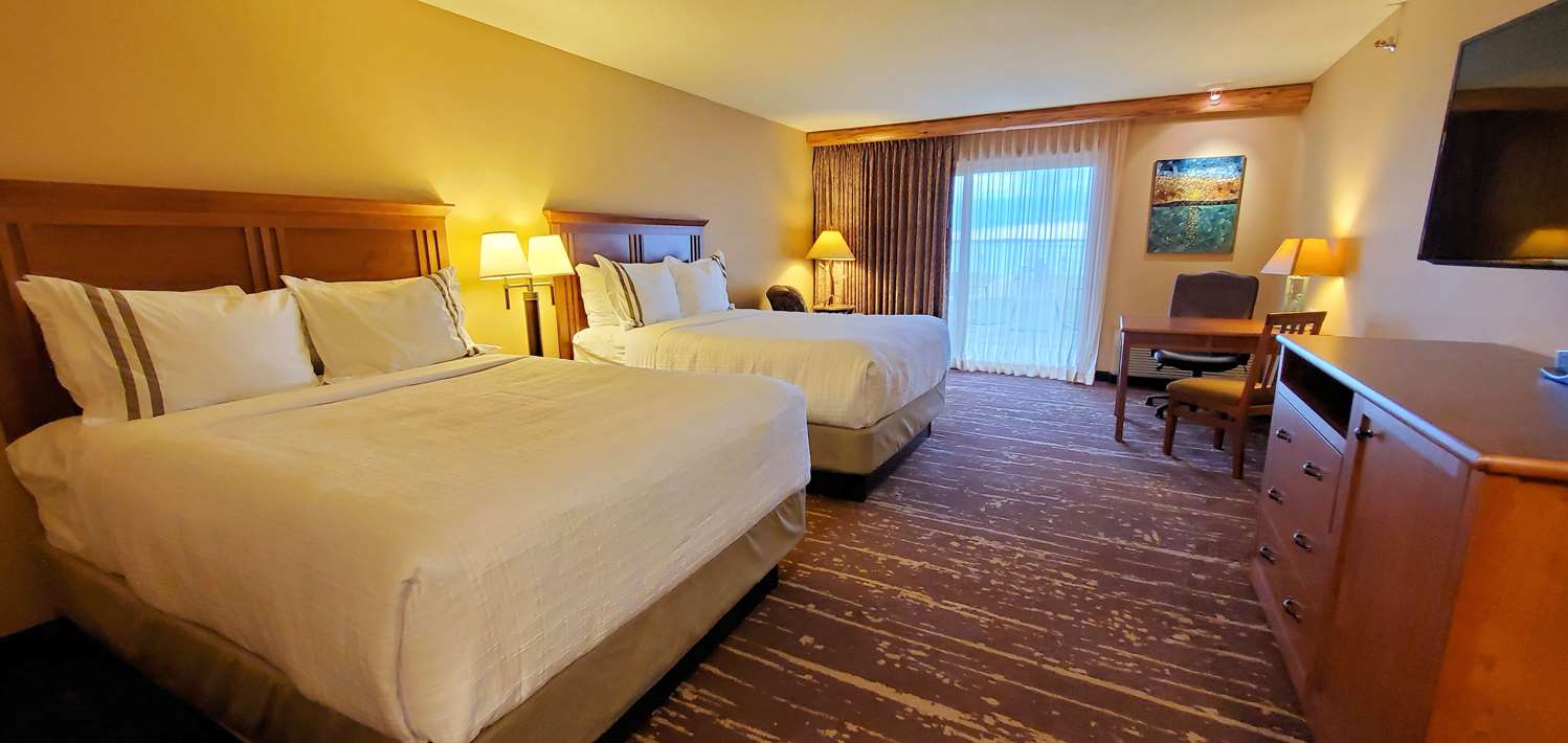 best western hotel in detroit lakes mn