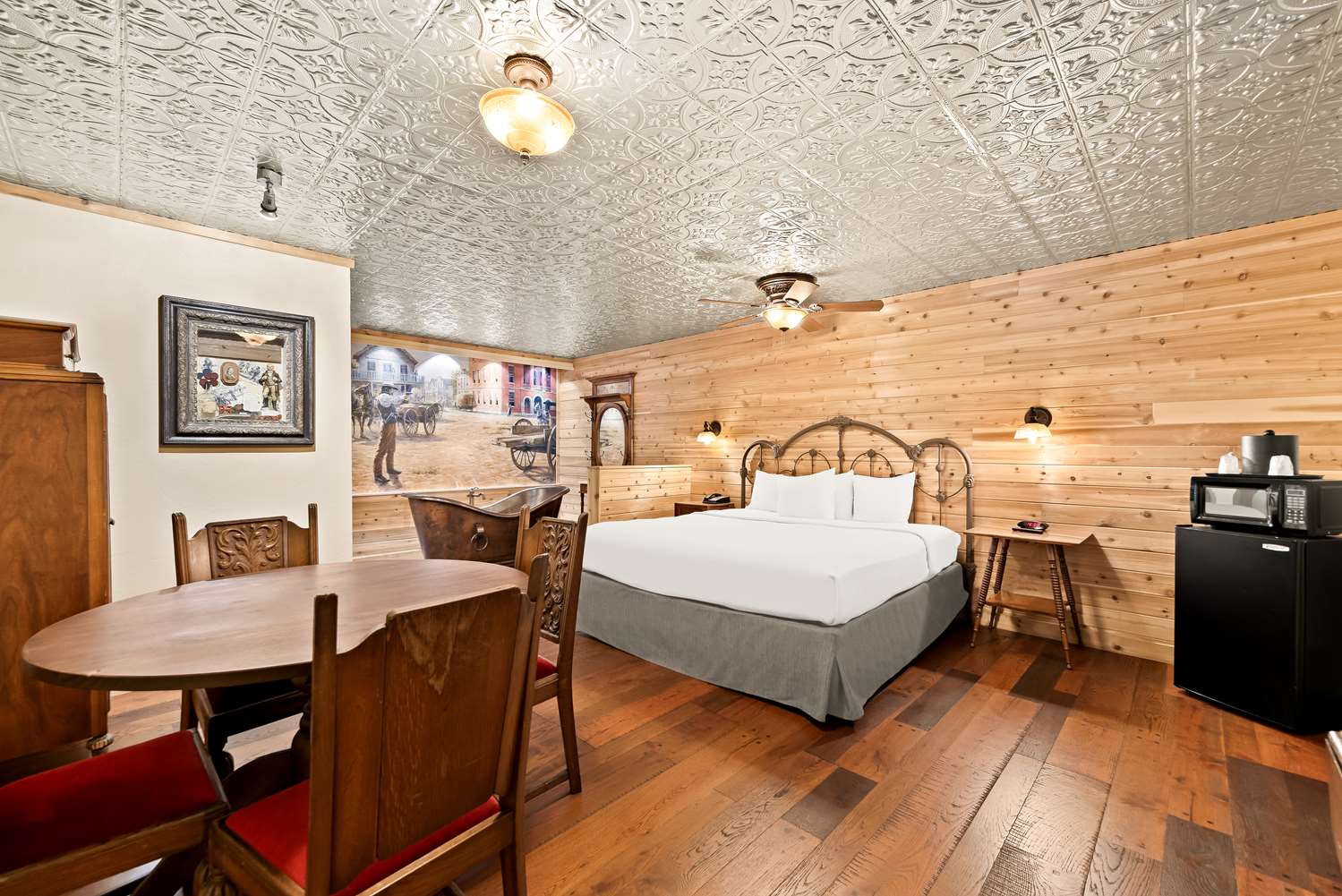 Hotel in Springfield | Best Western Route 66 Rail Haven