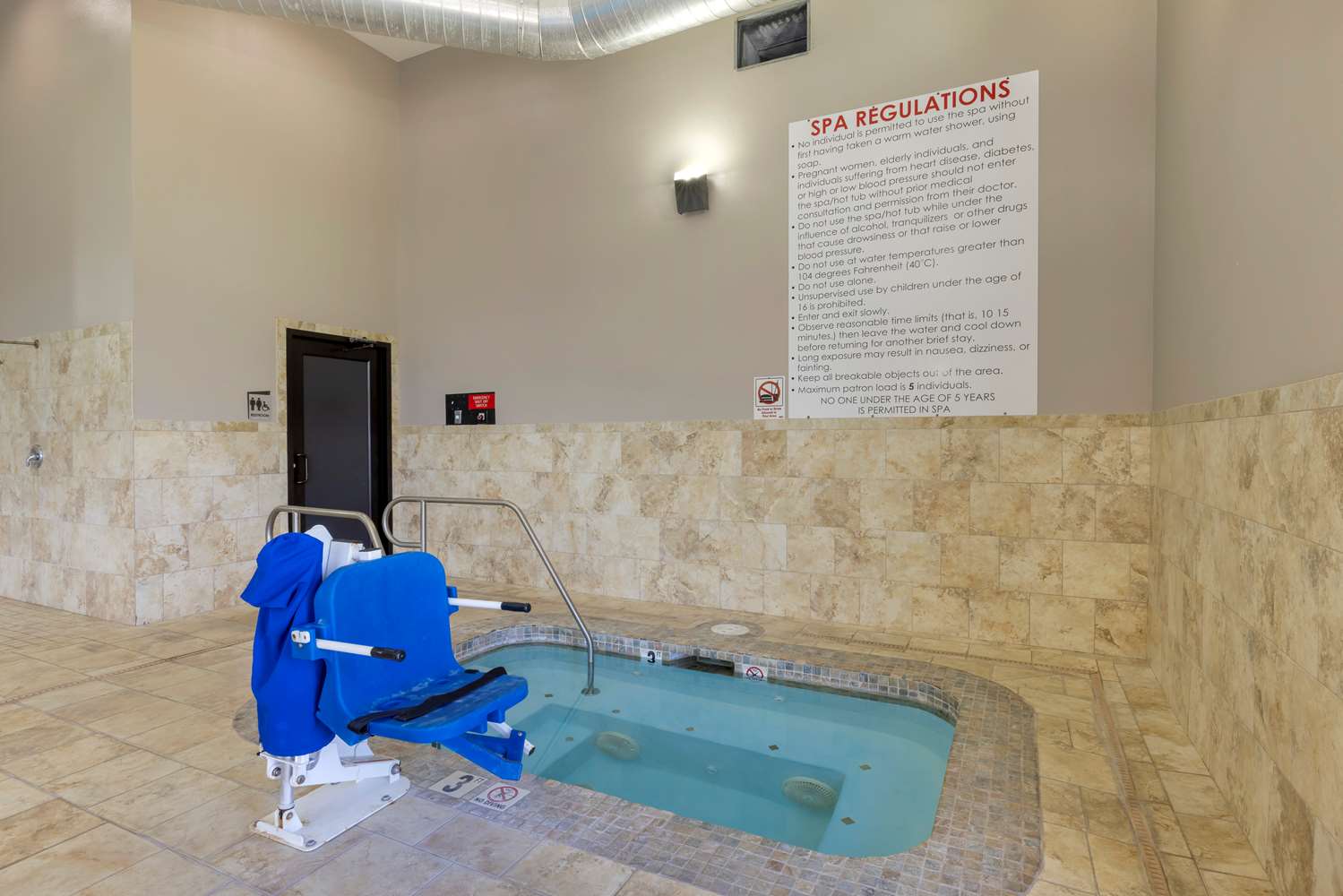 Hotel in North Platte | Best Western Plus North Platte Inn &amp; Suites