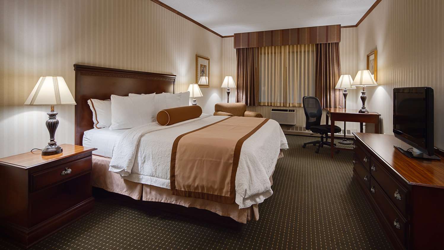 Hotel In Fairfield Nj Best Western Executive Inn Standard King Size Bedroom