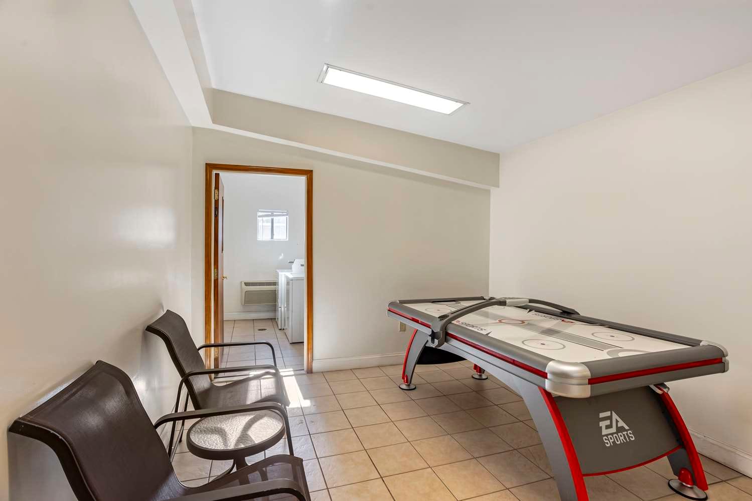 A Customer Charges a Treadmill at Annie'S Sport Shop: Unbelievable Experience!