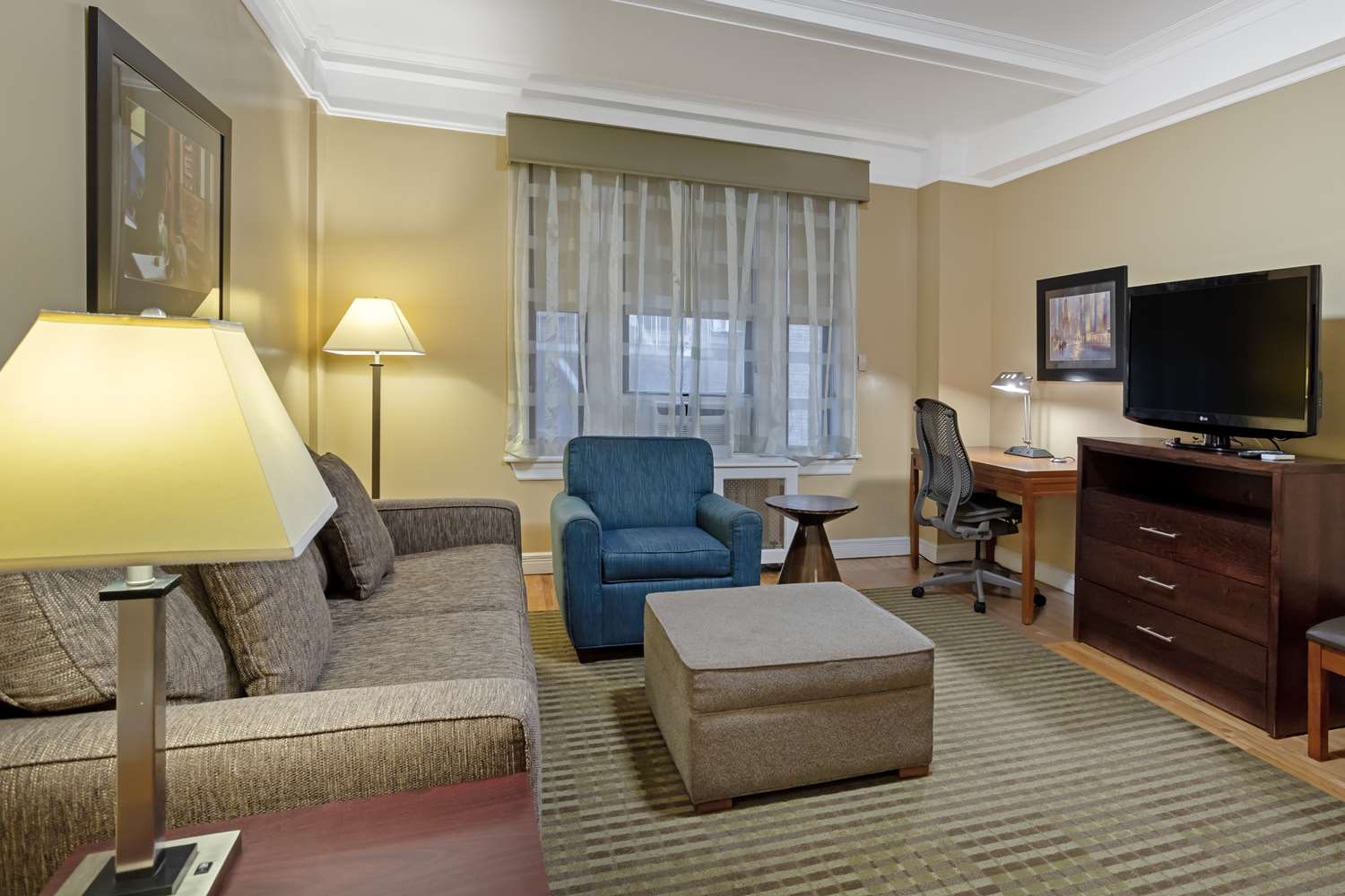 Hotel in New York | Best Western Plus Hospitality House