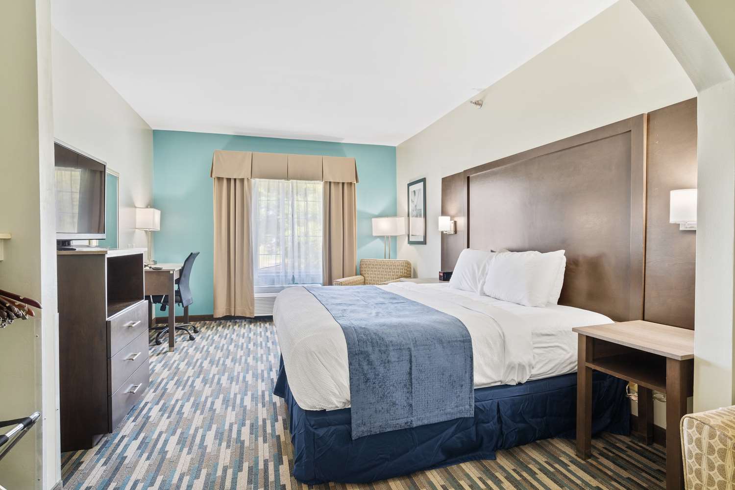 Blue Water Inn & Suites, BW Signature Collection | Rooms & Rates