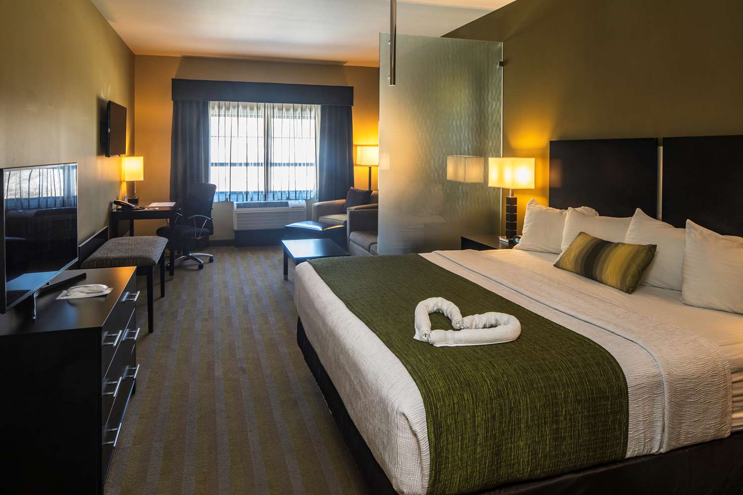 best hotels in steubenville ohio