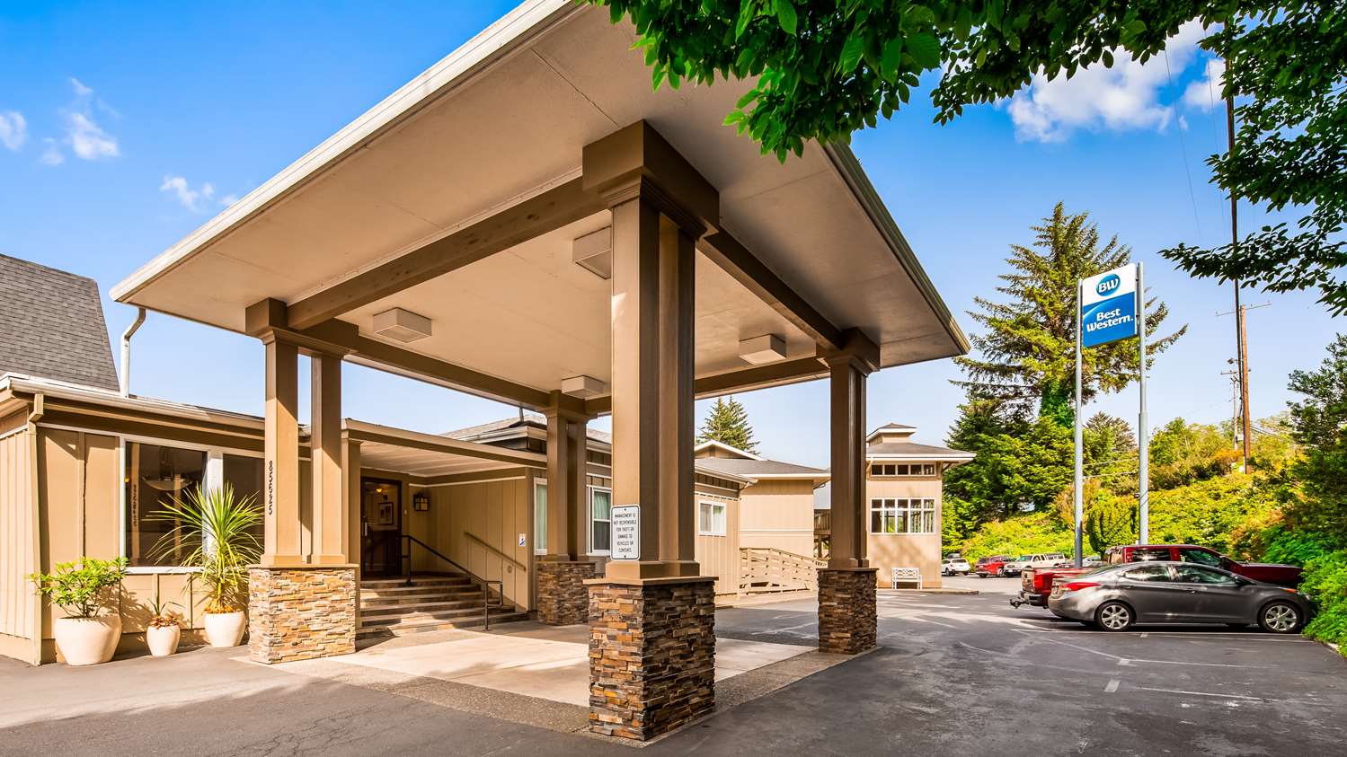 Hotel in Florence Best Western Pier Point Inn - Main Image