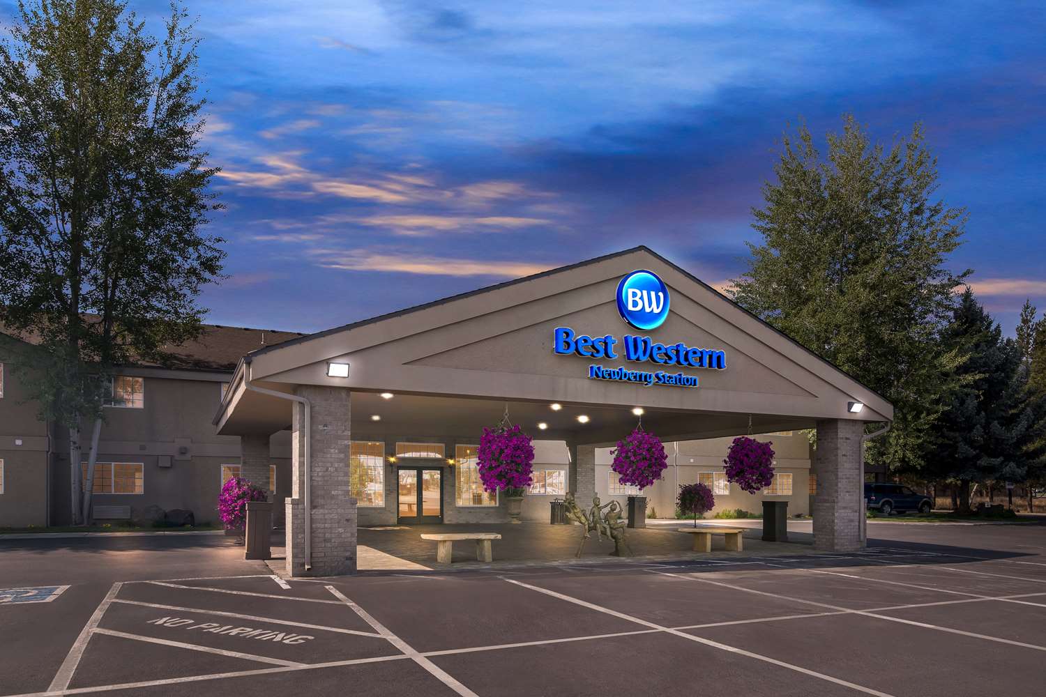 Hotel in La Pine | Best Western Newberry Station