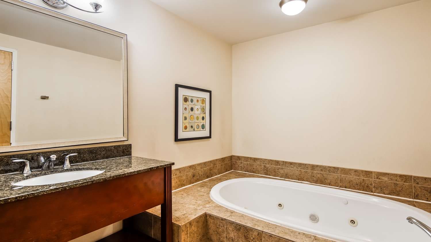 Hotel in Chester | Best Western Plus Philadelphia Airport South at Widener  University