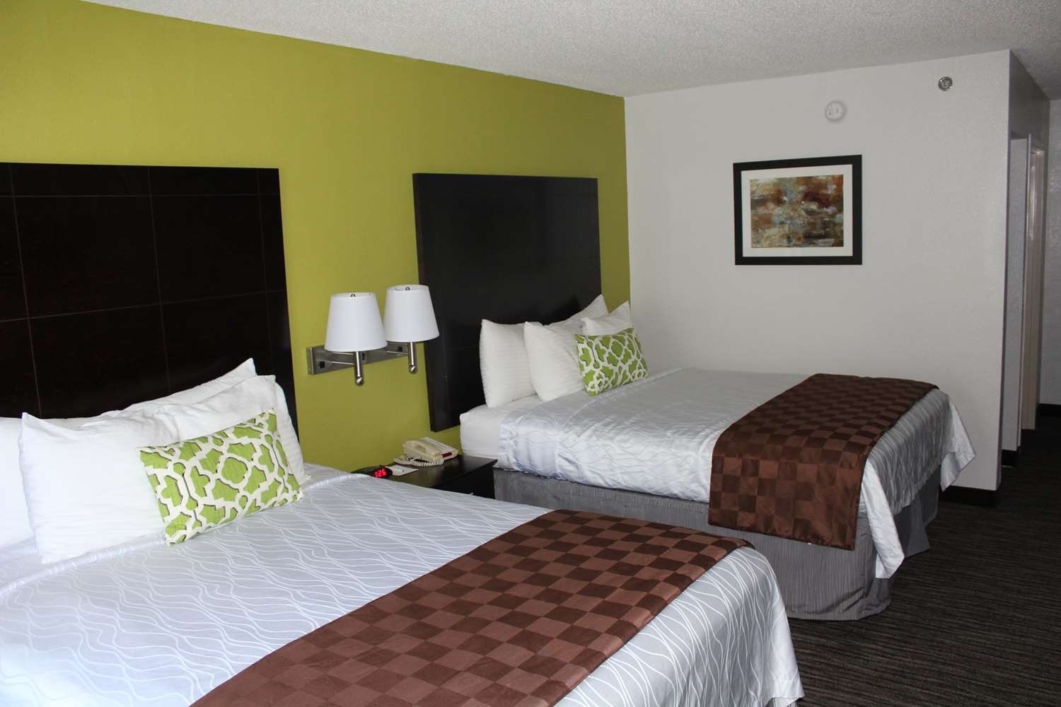 Hotels In Ladson Sc Best Western Magnolia Inn Suites Enjoy The E Of Our Double Queen Room