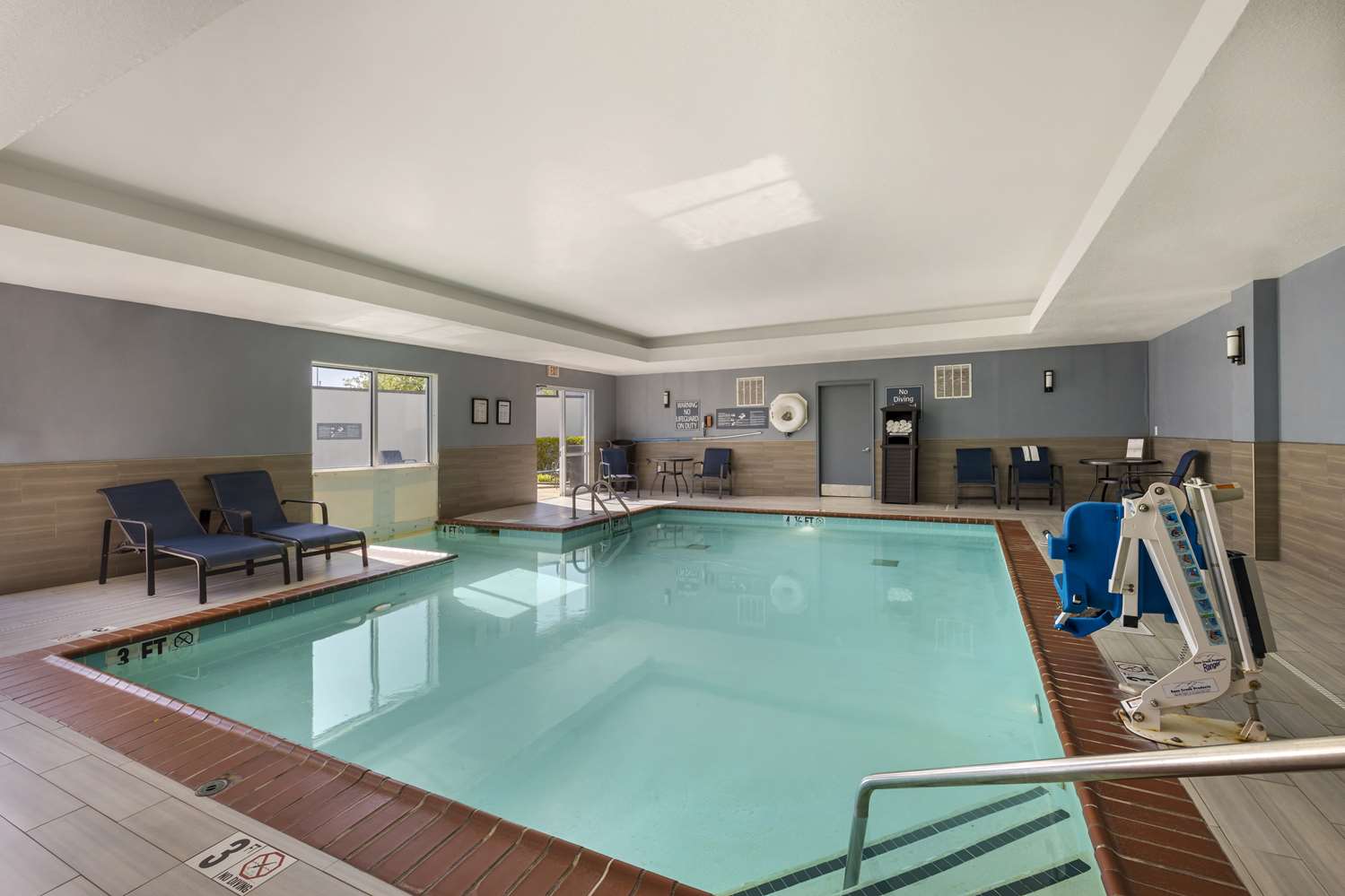 Hotel in Nashville | Best Western Plus Nashville Airport Hotel