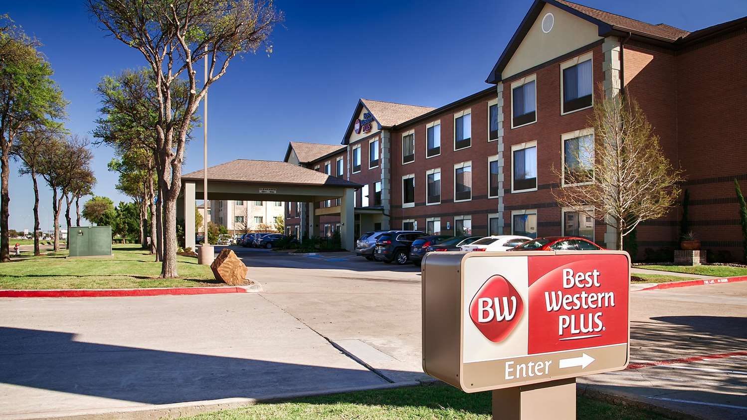 Hotel in Irving Best Western Plus DFW Airport Suites