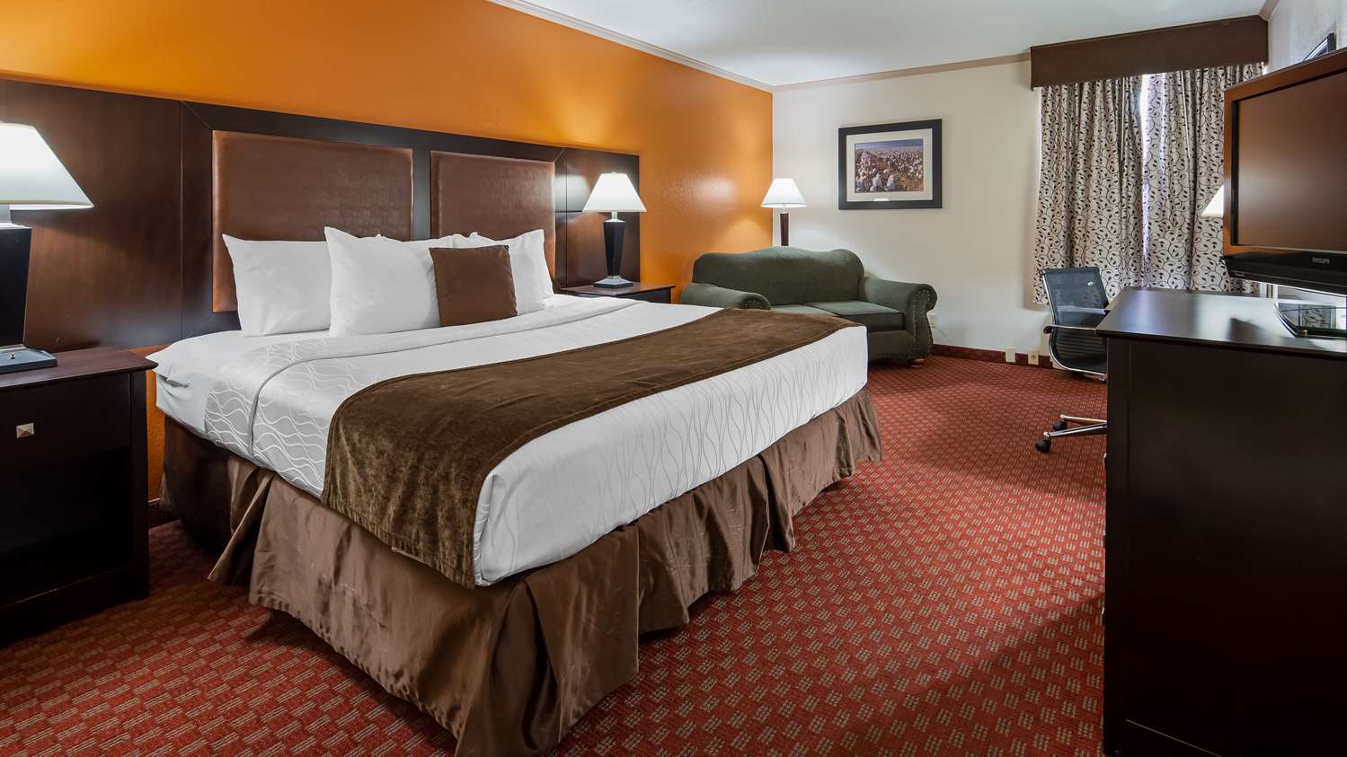 Hotel in Lubbock | Best Western Plus Lubbock Windsor Inn