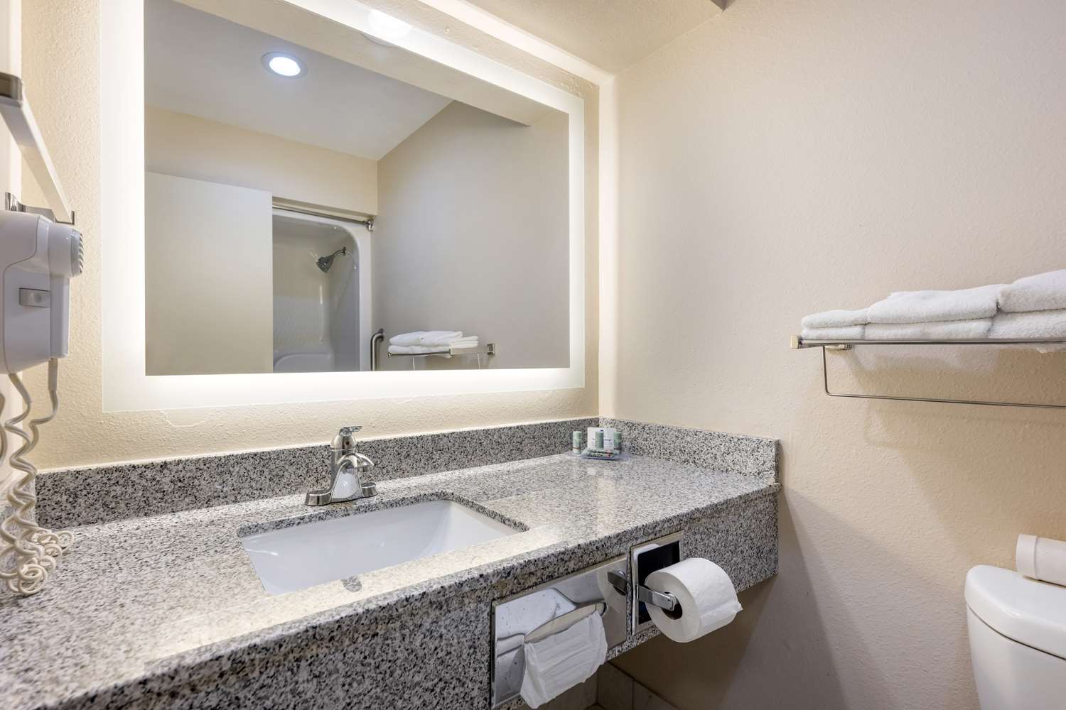 Best Western Post Inn | Rooms & Rates