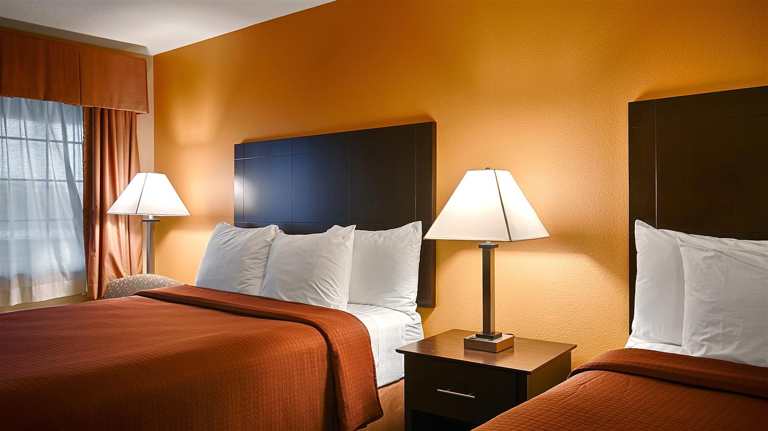 Montgomery Tx Hotels Best Western Lake Conroe Inn Guest Room